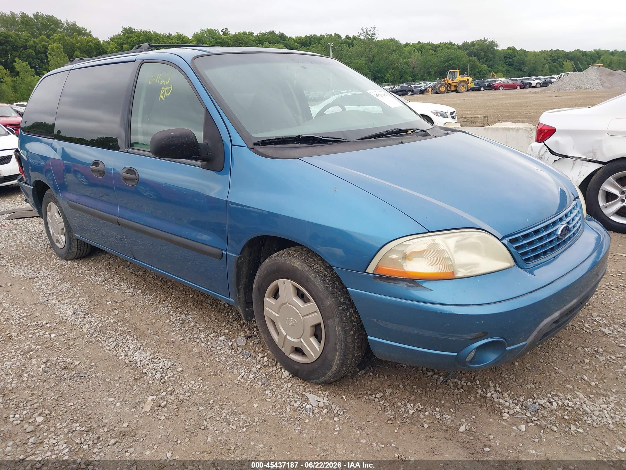 2003 Ford Windstar LX, VIN 2FMZA51403BB93400 — Зад