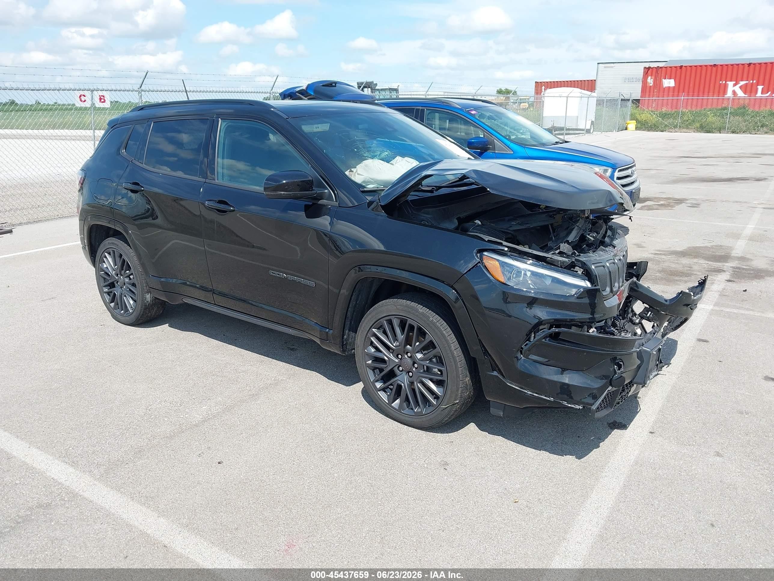 2022 Jeep Compass High Altitude, VIN 3C4NJDCB1NT164777 — Front end