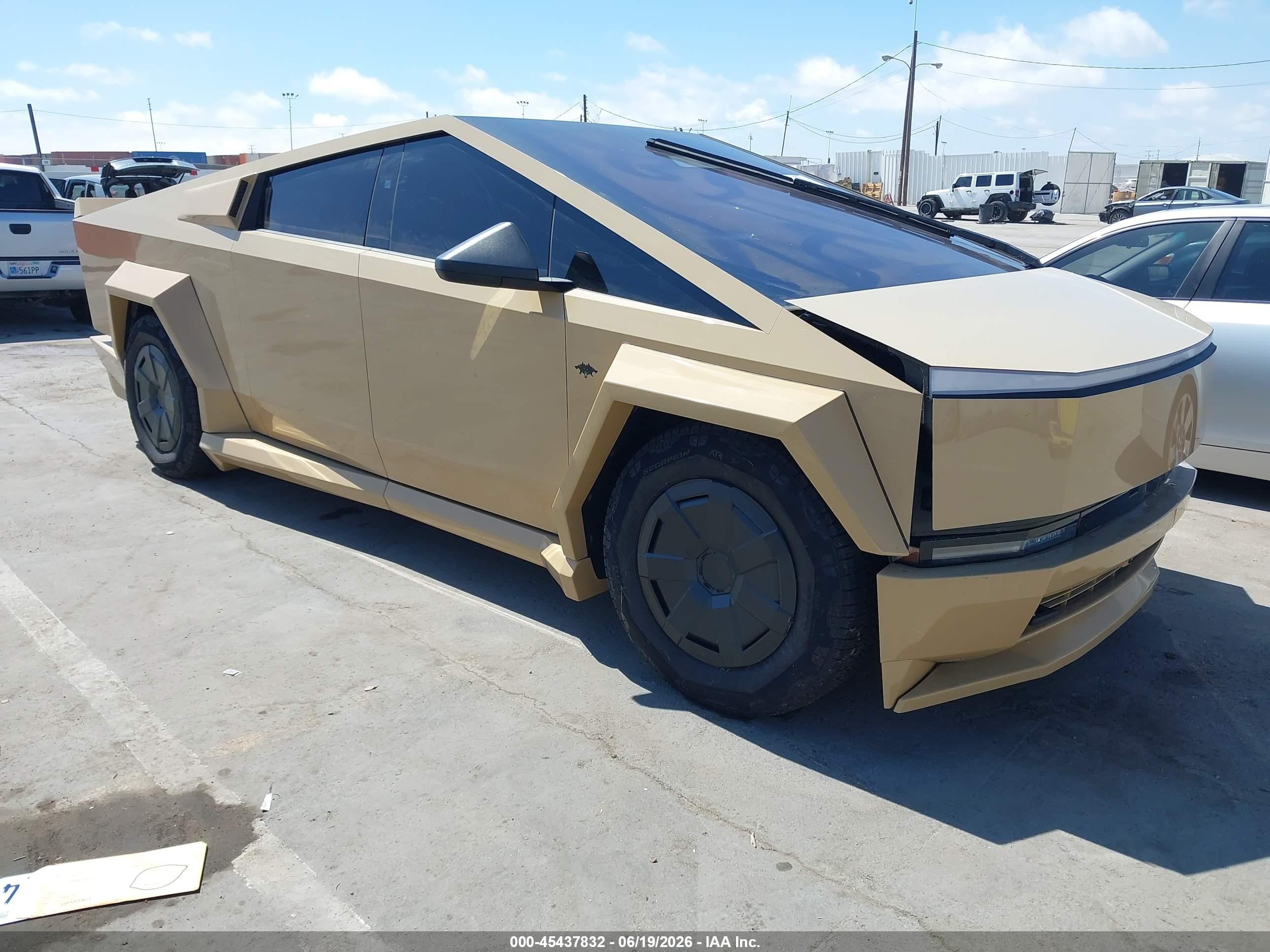 2025 Tesla Cybertruck Cyberbeast, VIN 7G2CEHEE0SA060392 — Electrical