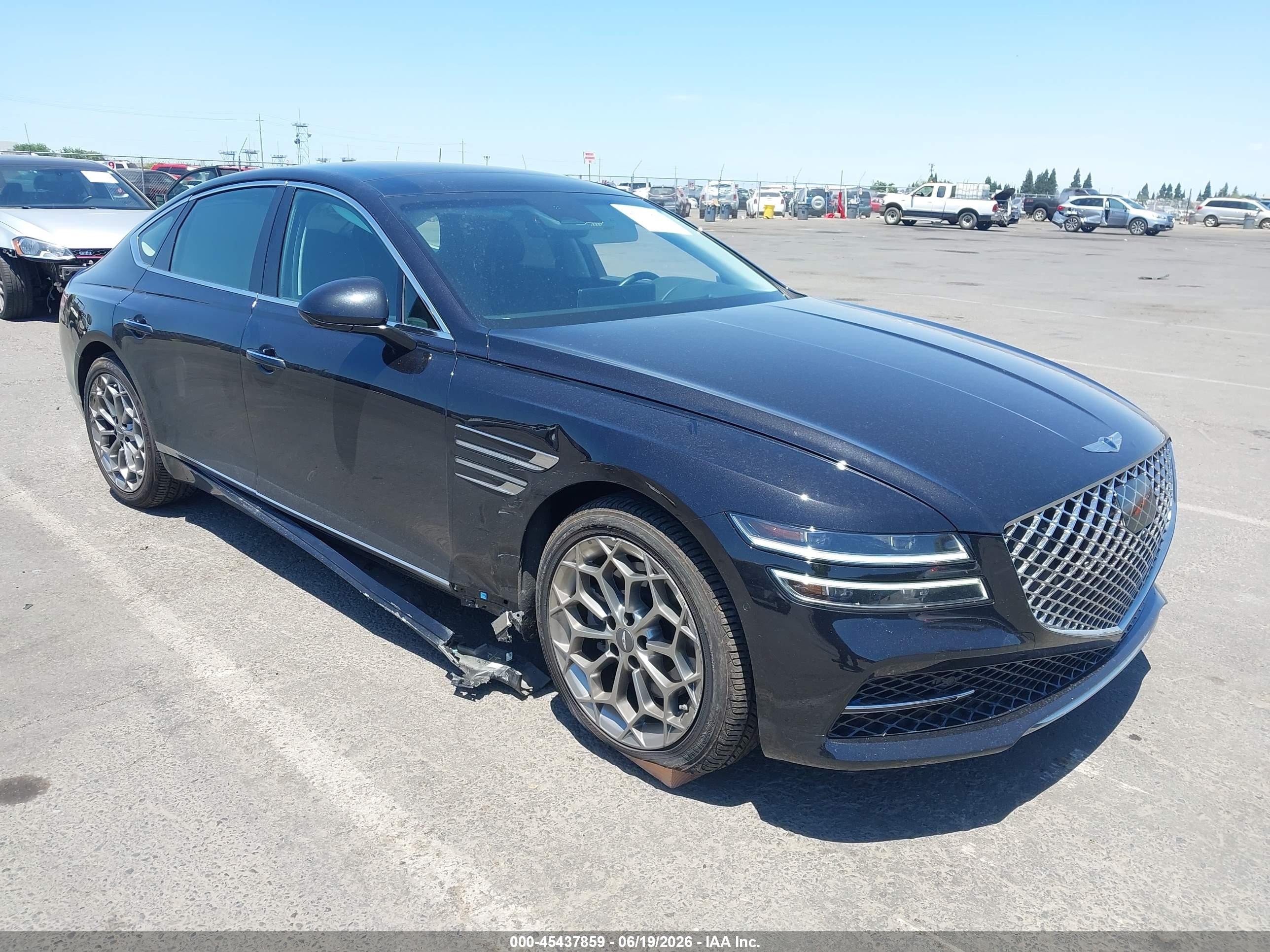 2021 Genesis G80 2.5T, VIN KMTGB4SC2MU043620 — Side