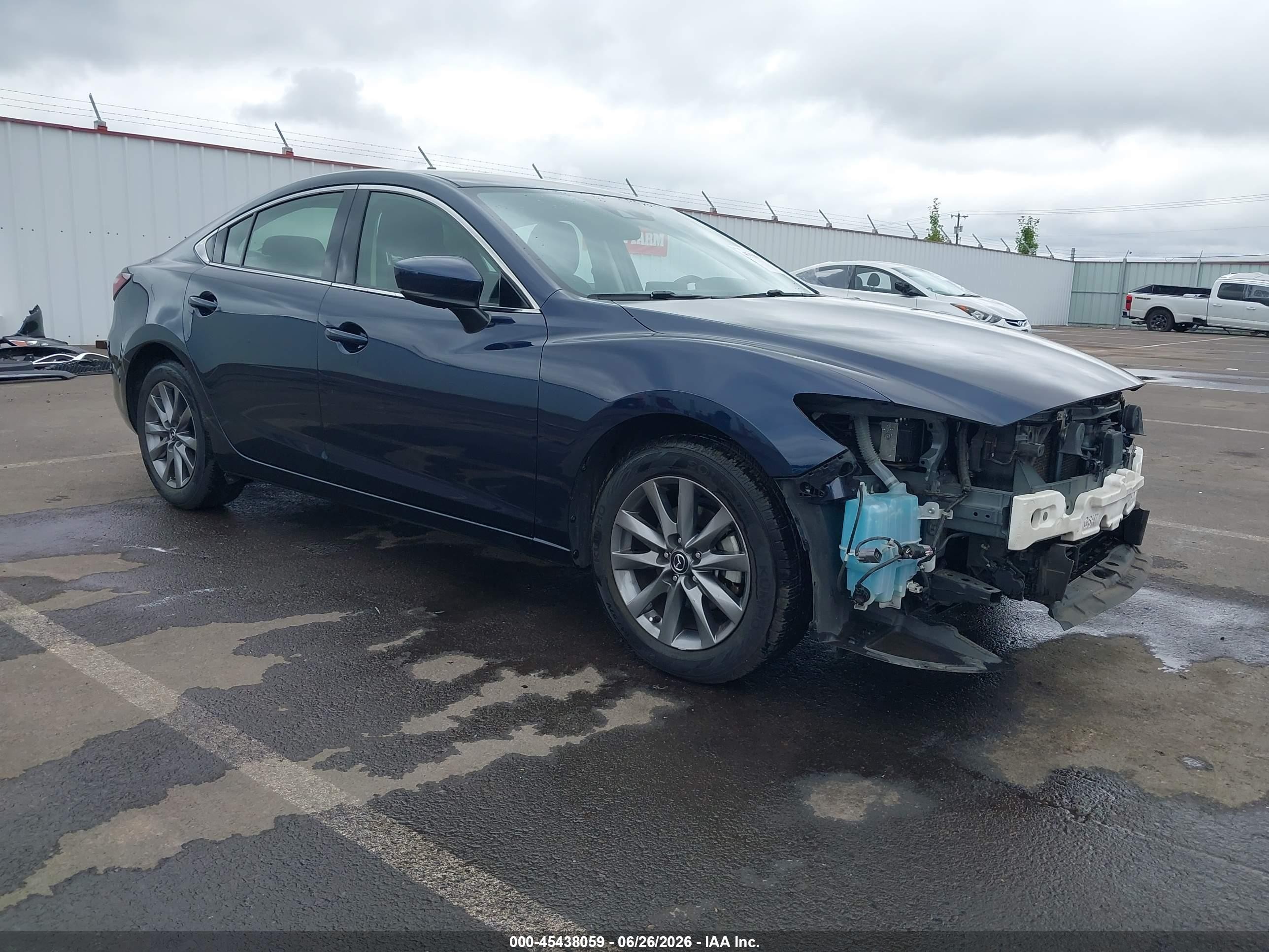 2021 Mazda 6 Sport, VIN JM1GL1UM2M1603847 — Перед