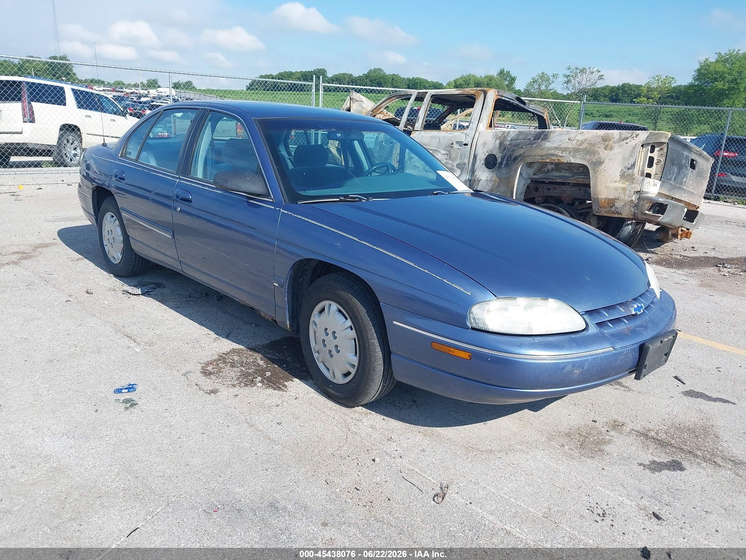 1998 Chevrolet Lumina, VIN 2G1WL52M7W1116400 — Rear end