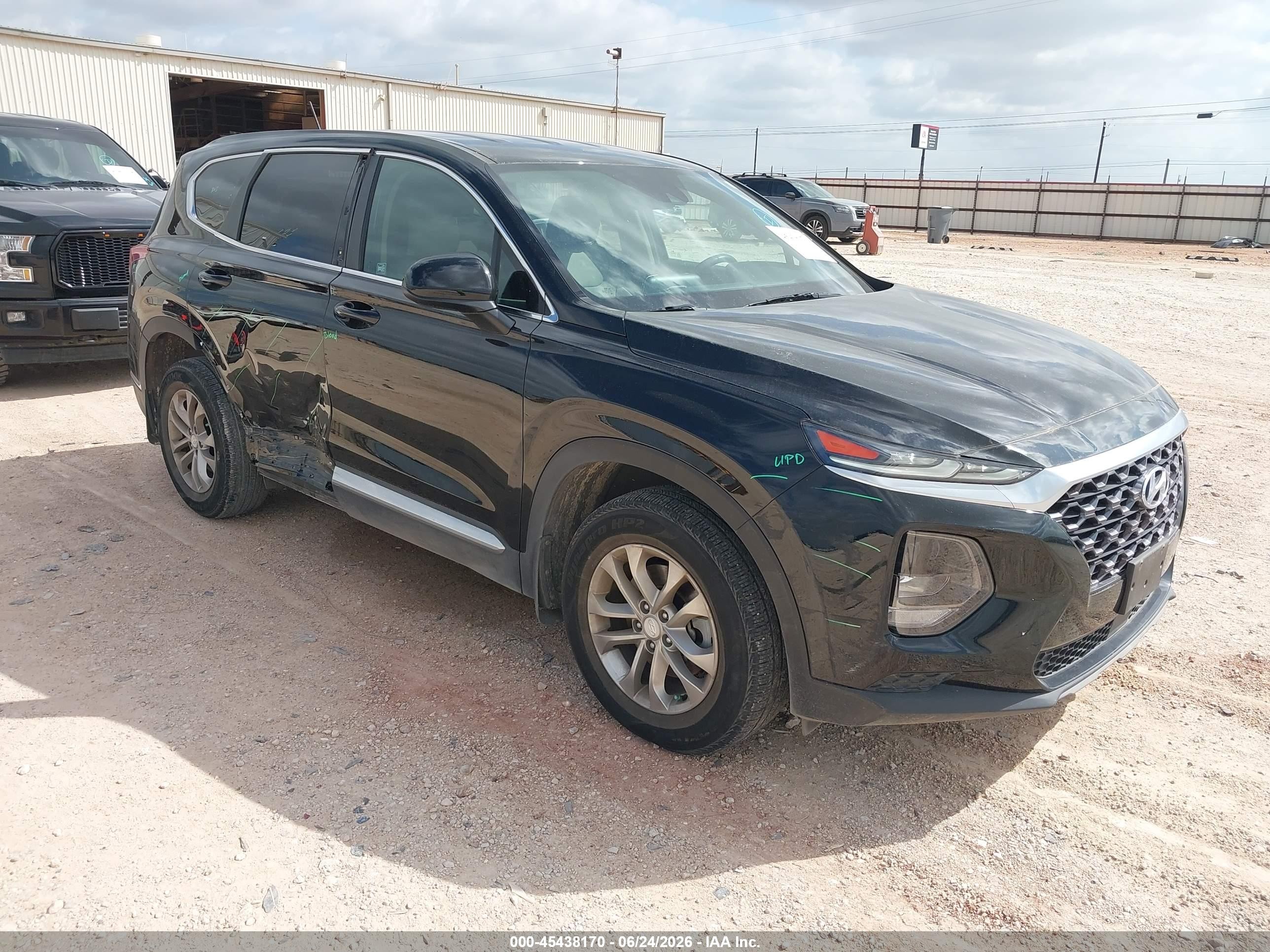 2020 Hyundai Santa Fe SE, VIN 5NMS23AD5LH292934 — Side