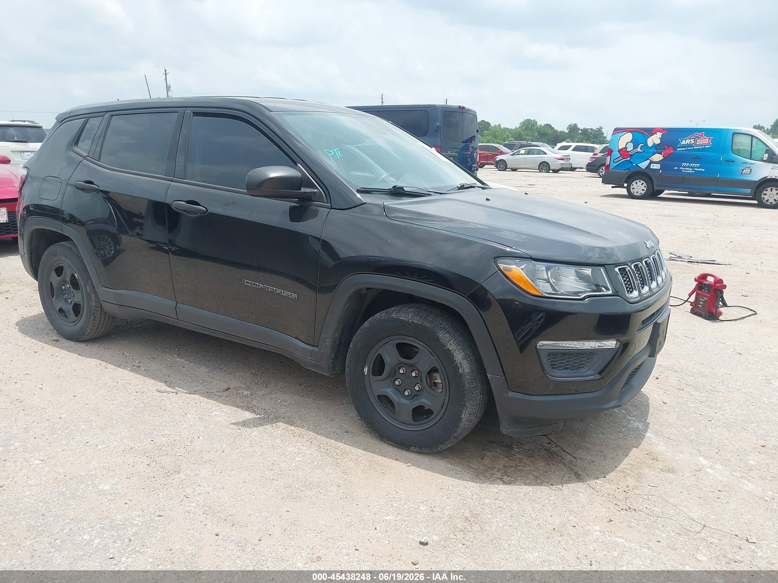 2018 Jeep Compass Sport, VIN 3C4NJCAB0JT107039 — Электрика