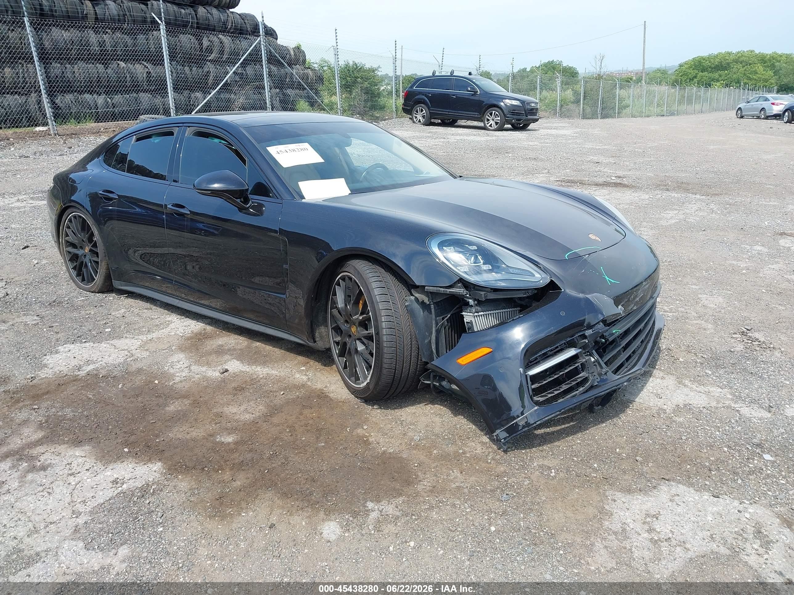 2018 Porsche Panamera 4S, VIN WP0AB2A77JL135644 — Front end