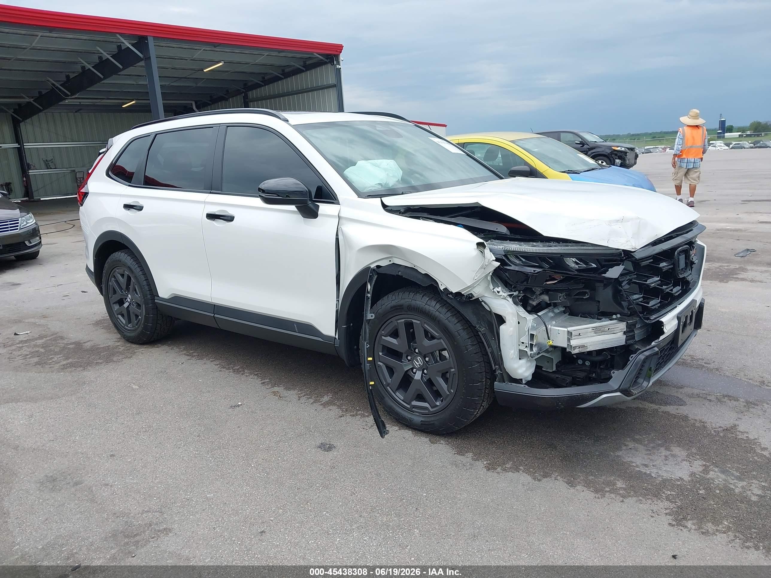 2026 Honda CR-V TrailSport, VIN 7FARS6H61TE033810 — Front end