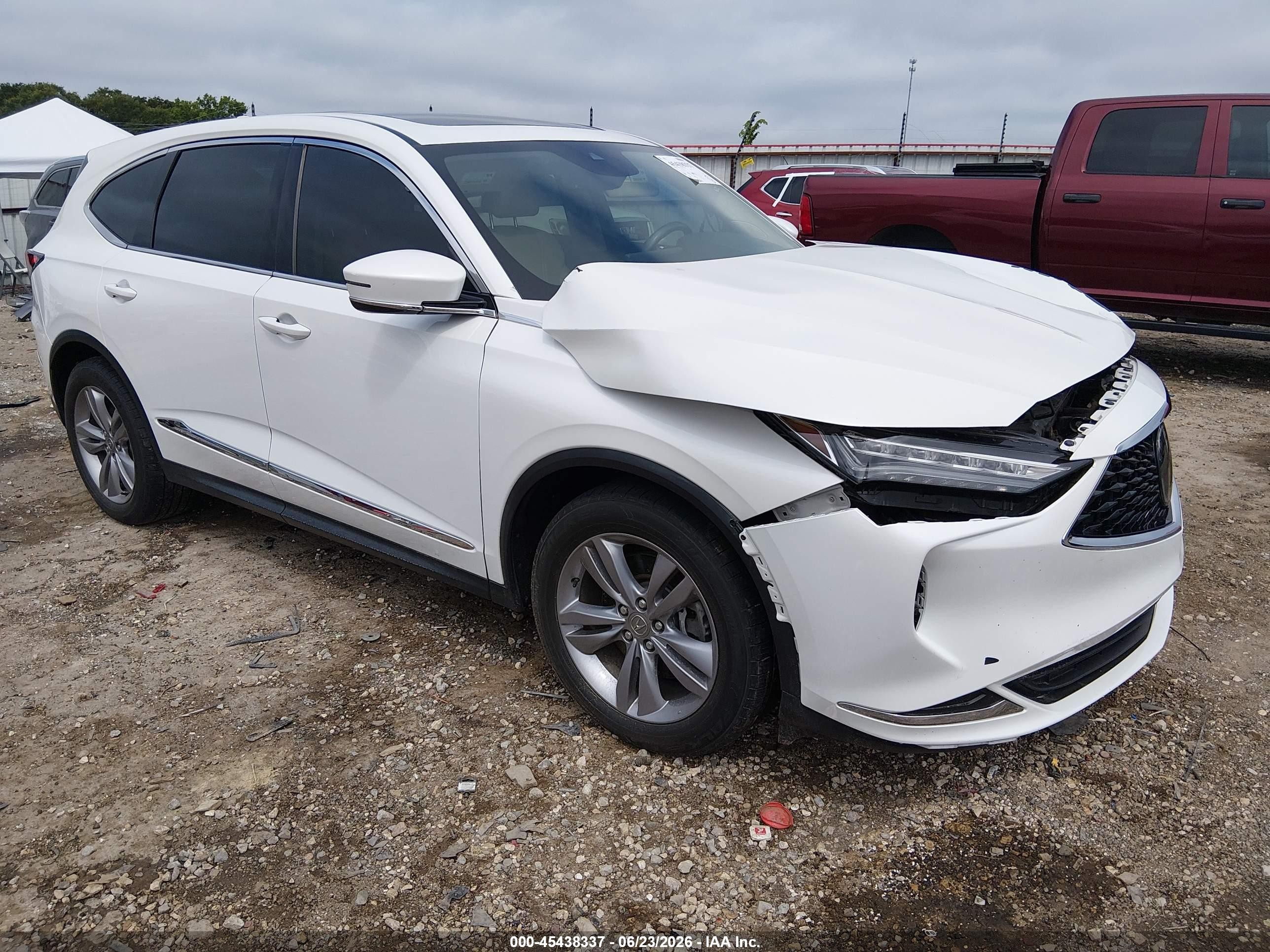 2022 Acura MDX, VIN 5J8YE1H37NL016745 — Front end