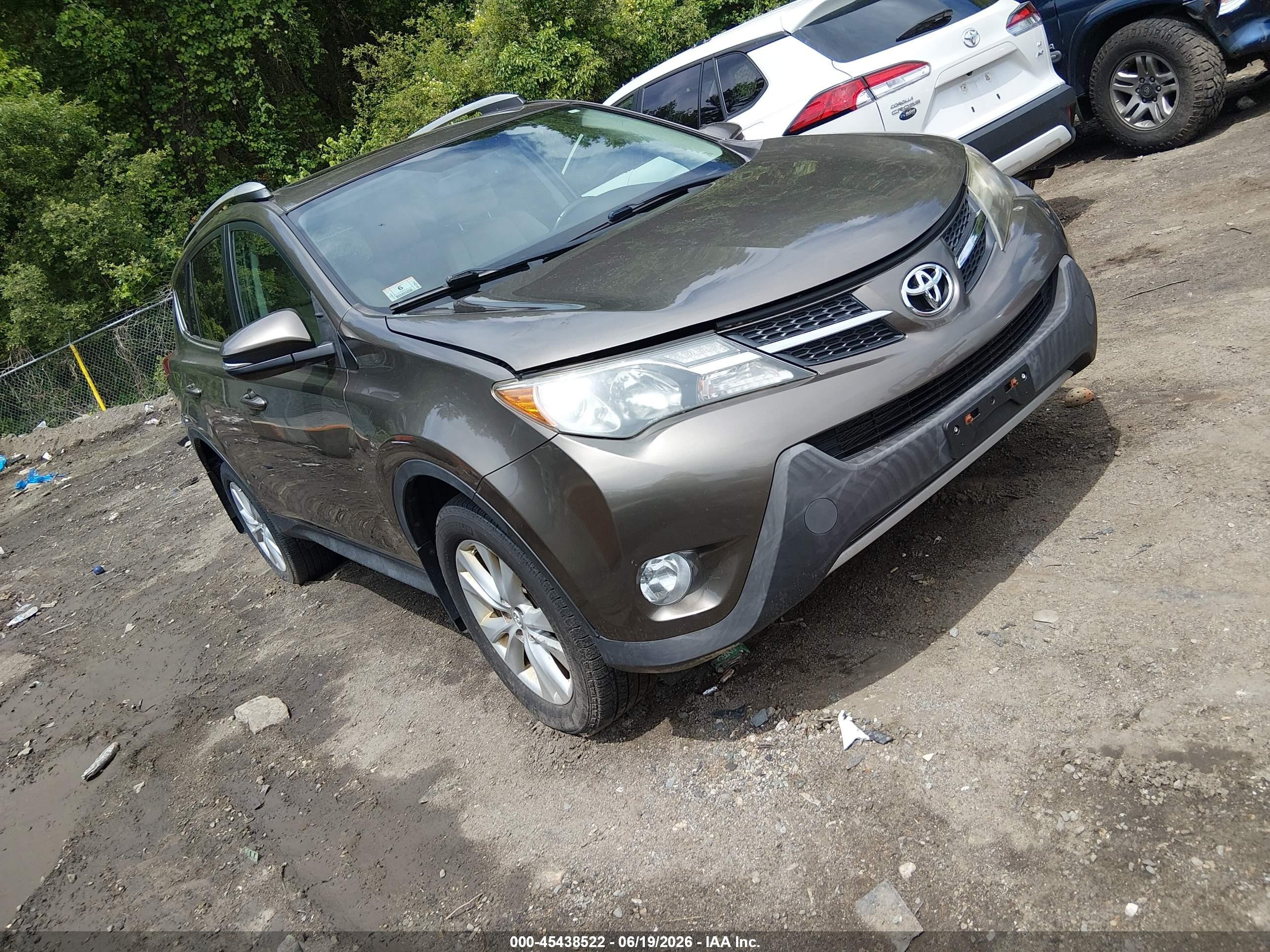 2013 Toyota RAV4 Limited, VIN 2T3DFREVXDW079428 — Normal wear