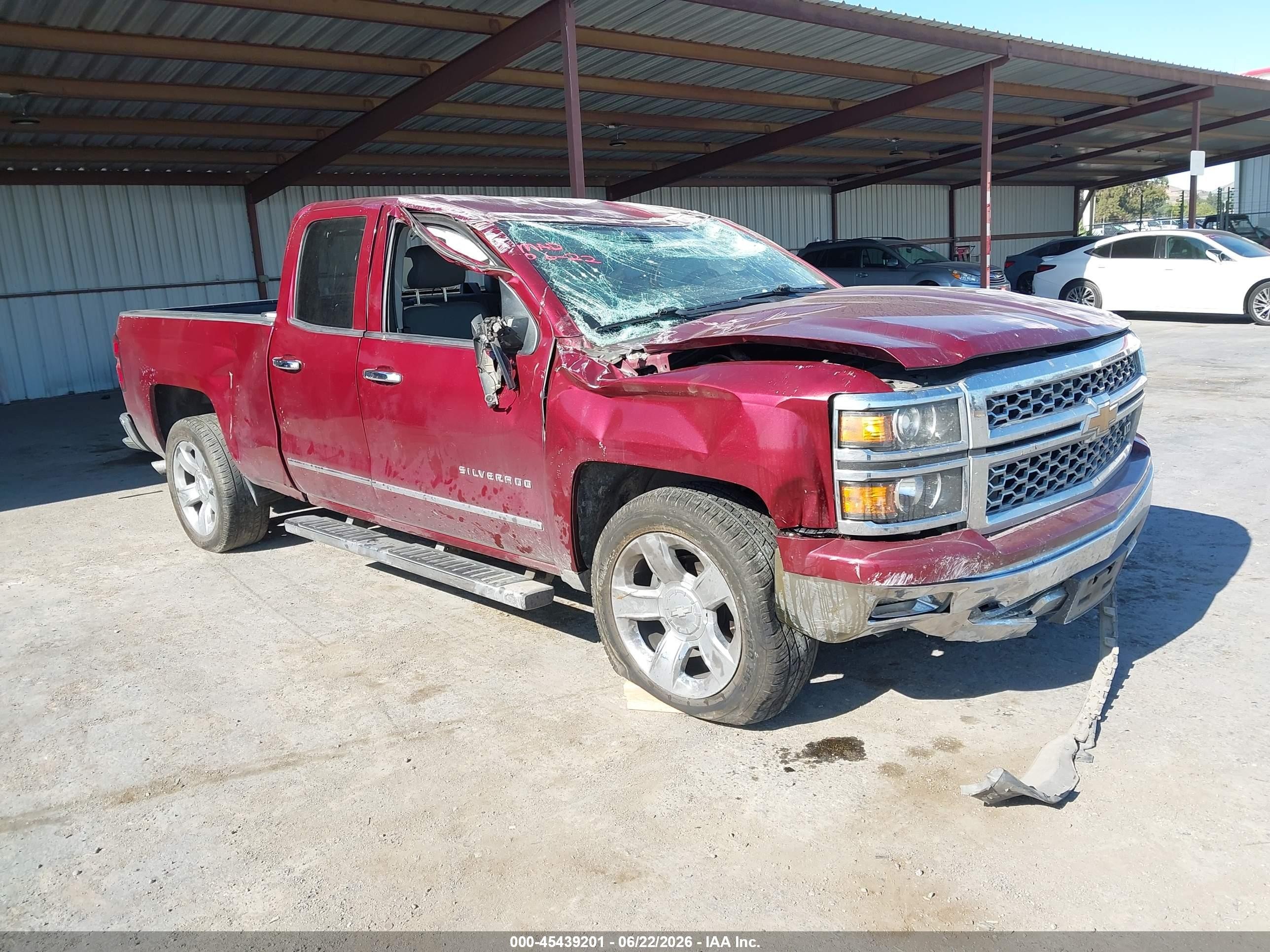 2014 Chevrolet Silverado 1500 LTZ, VIN 1GCRCSEC3EZ267228 — Roof