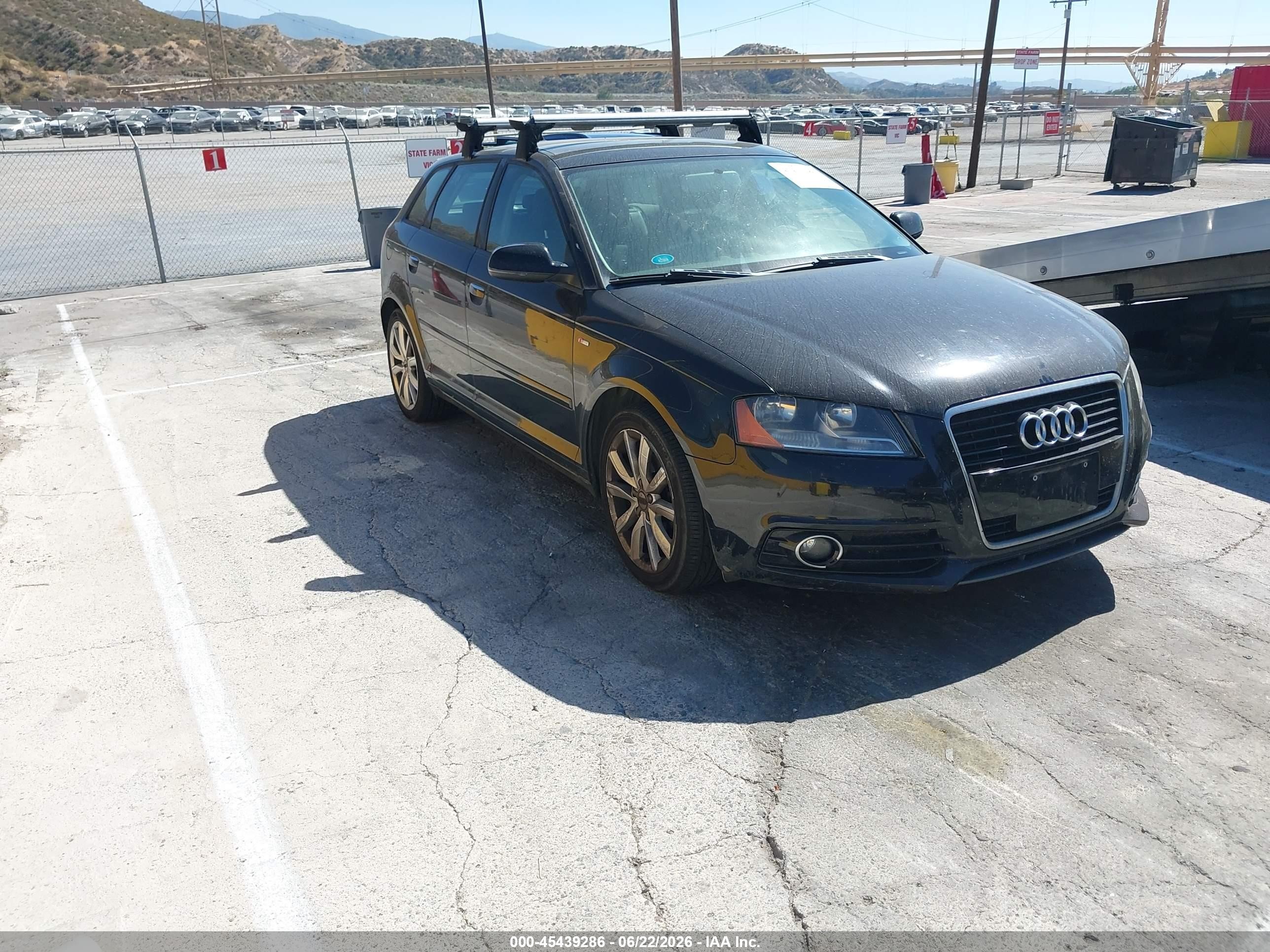 2011 Audi A3 Premium, VIN WAUBJAFM0BA095630 — Front end