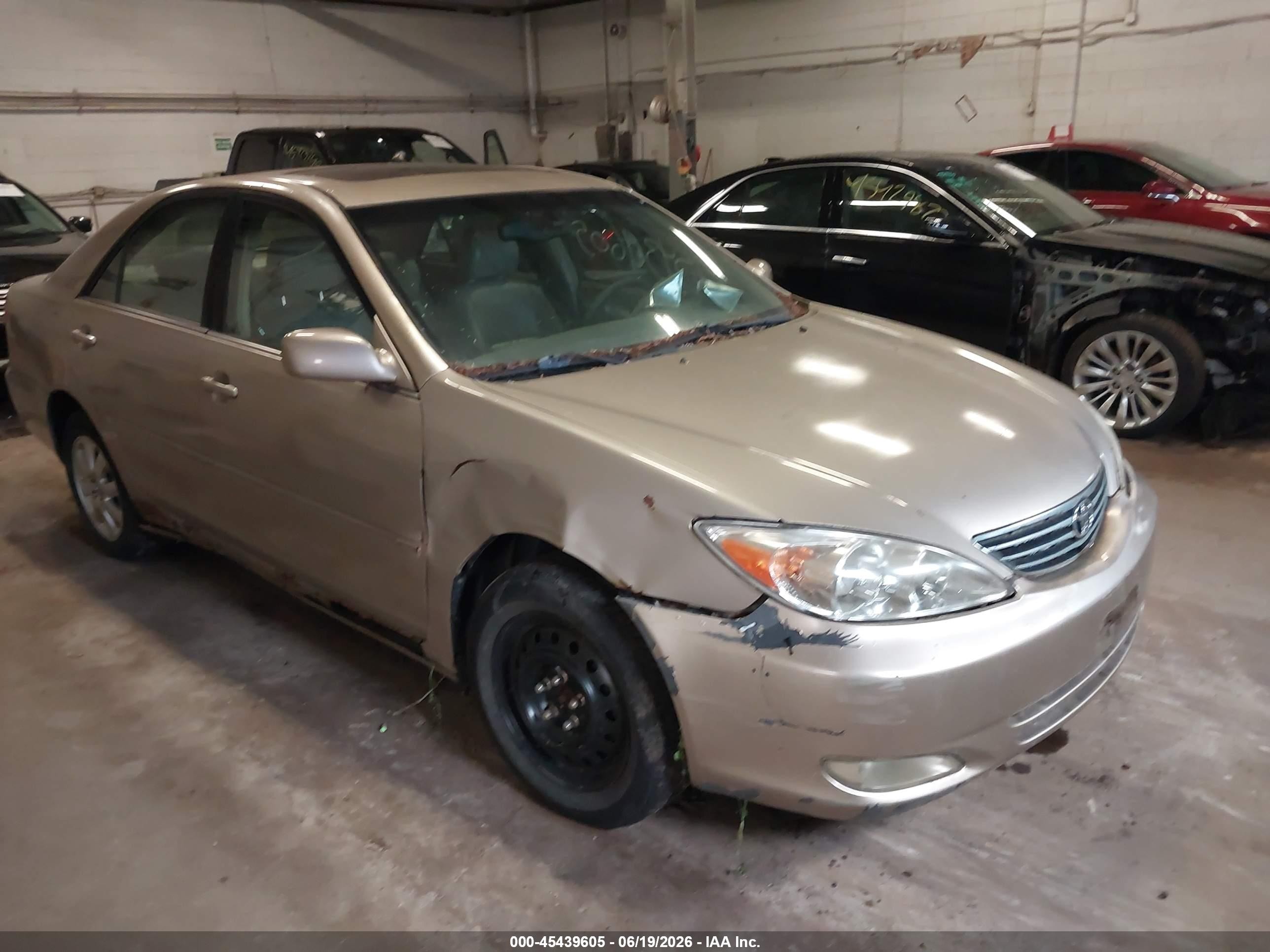 2003 Toyota Camry XLE, VIN 4T1BF30KX3U061701 — Normal wear