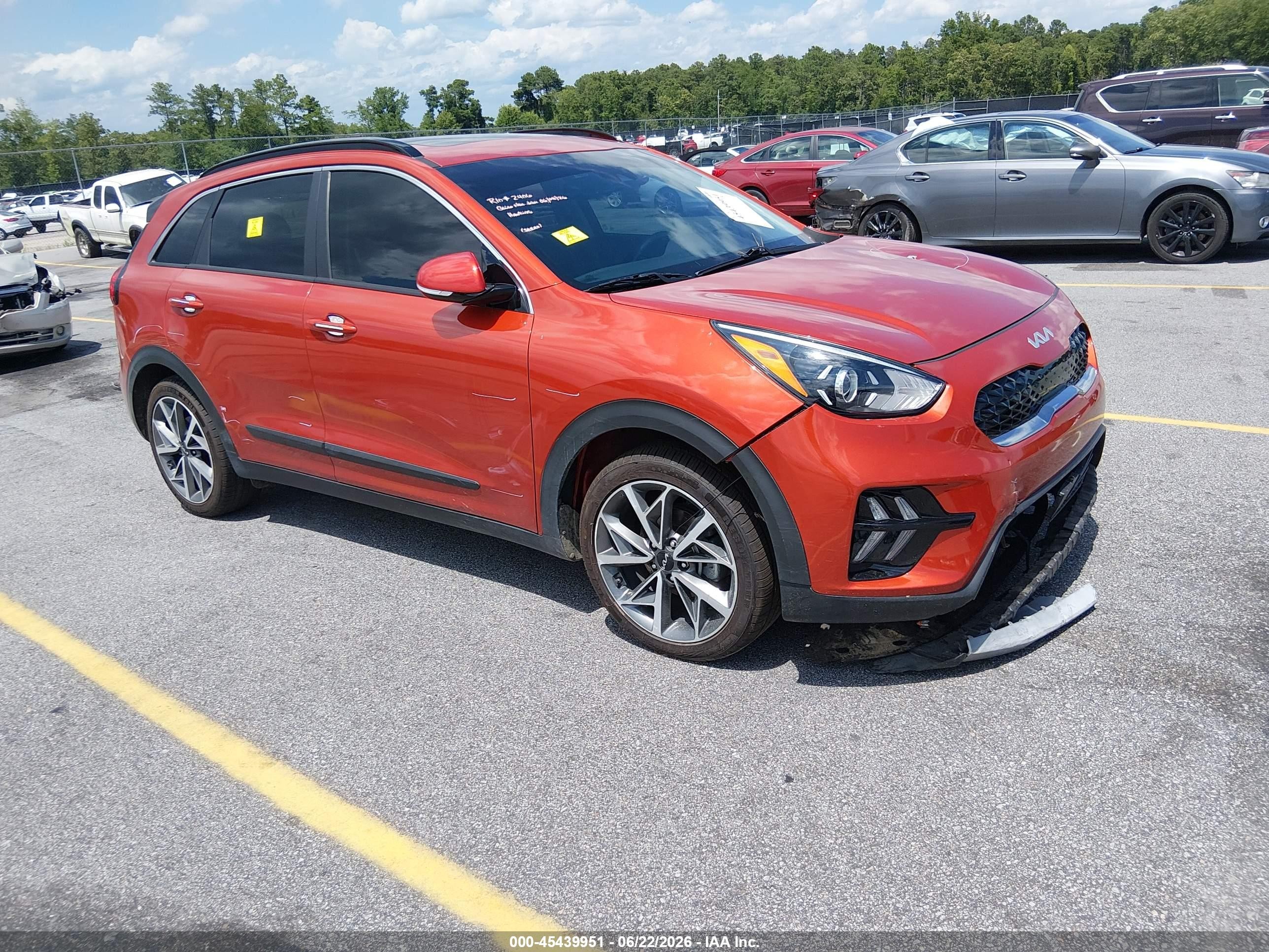 2022 Kia Niro Touring SE, VIN KNDCC3LC9N5502107 — Front end