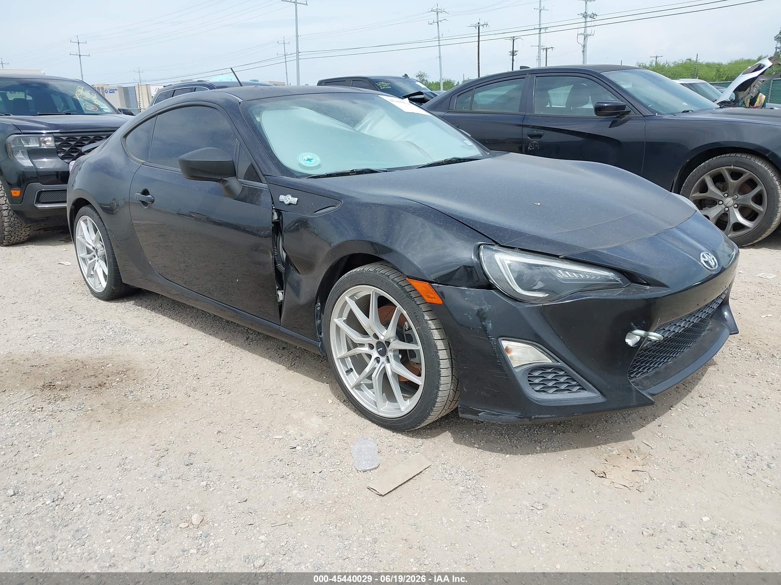 2014 Scion FR-S, VIN JF1ZNAA17E9707482 — Normal wear