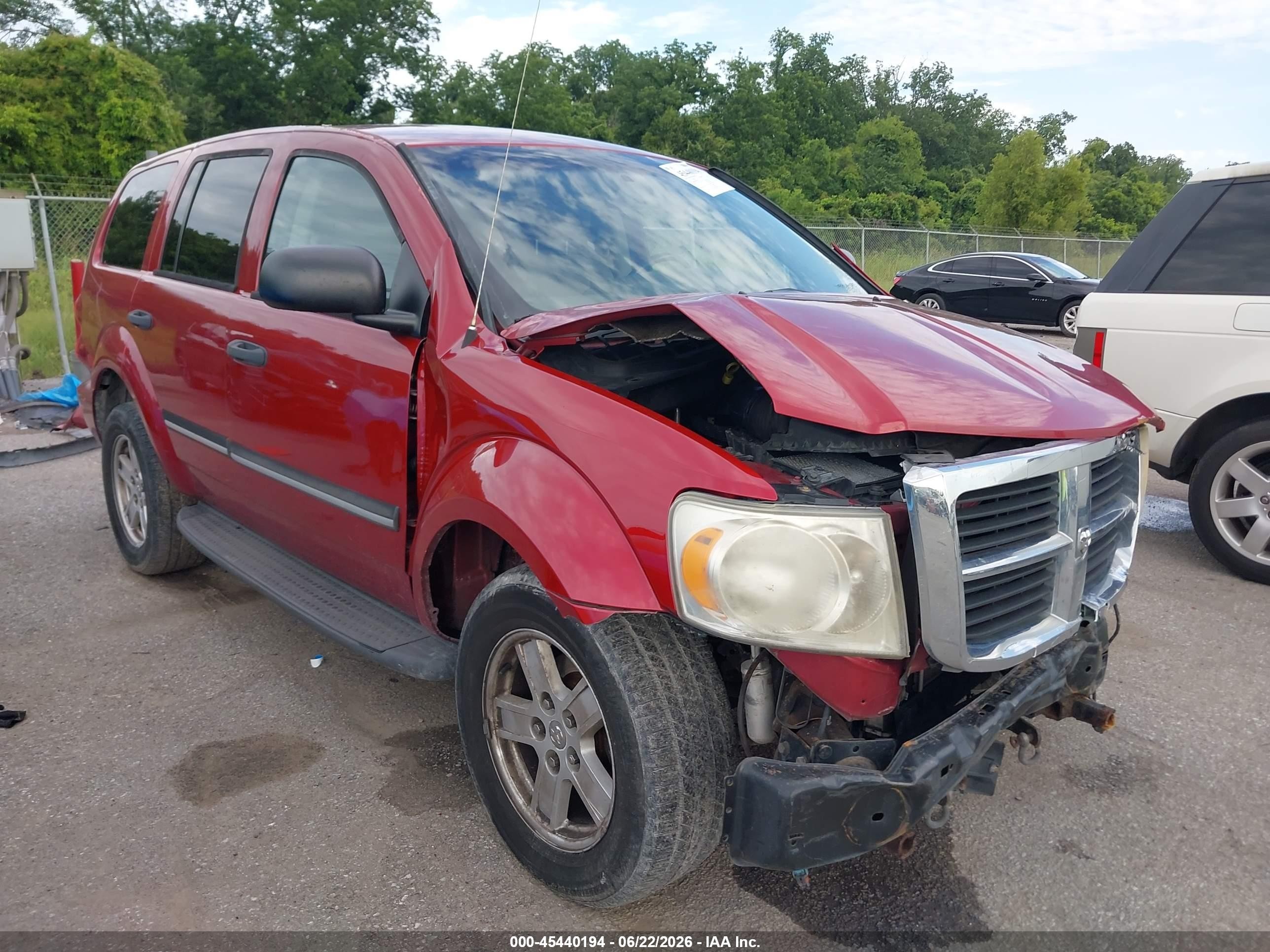 2007 Dodge Durango SLT, VIN 1D8HB48277F586294 — Front end