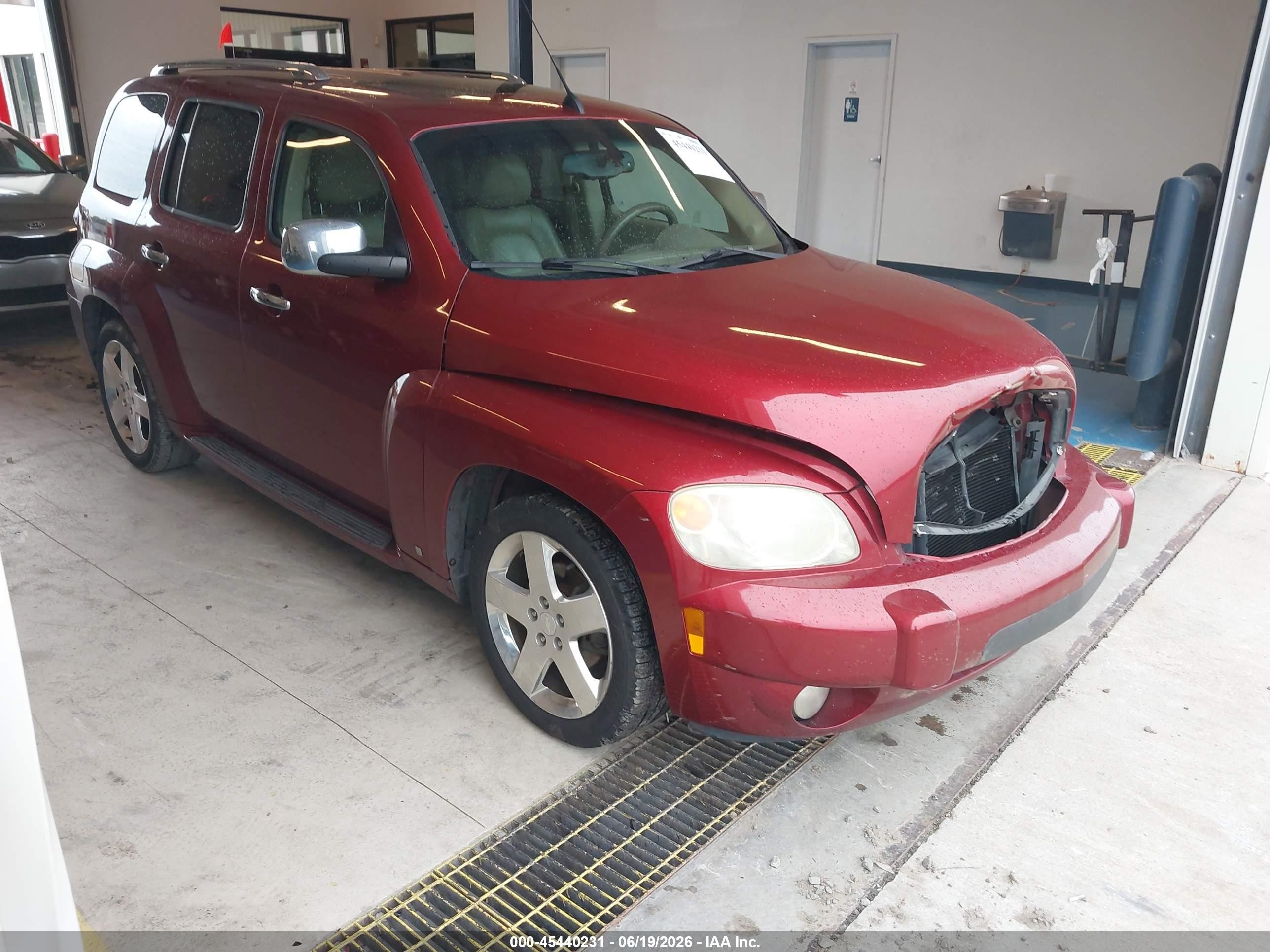 2008 Chevrolet HHR LT, VIN 3GNCA53P58S677346 — Front end