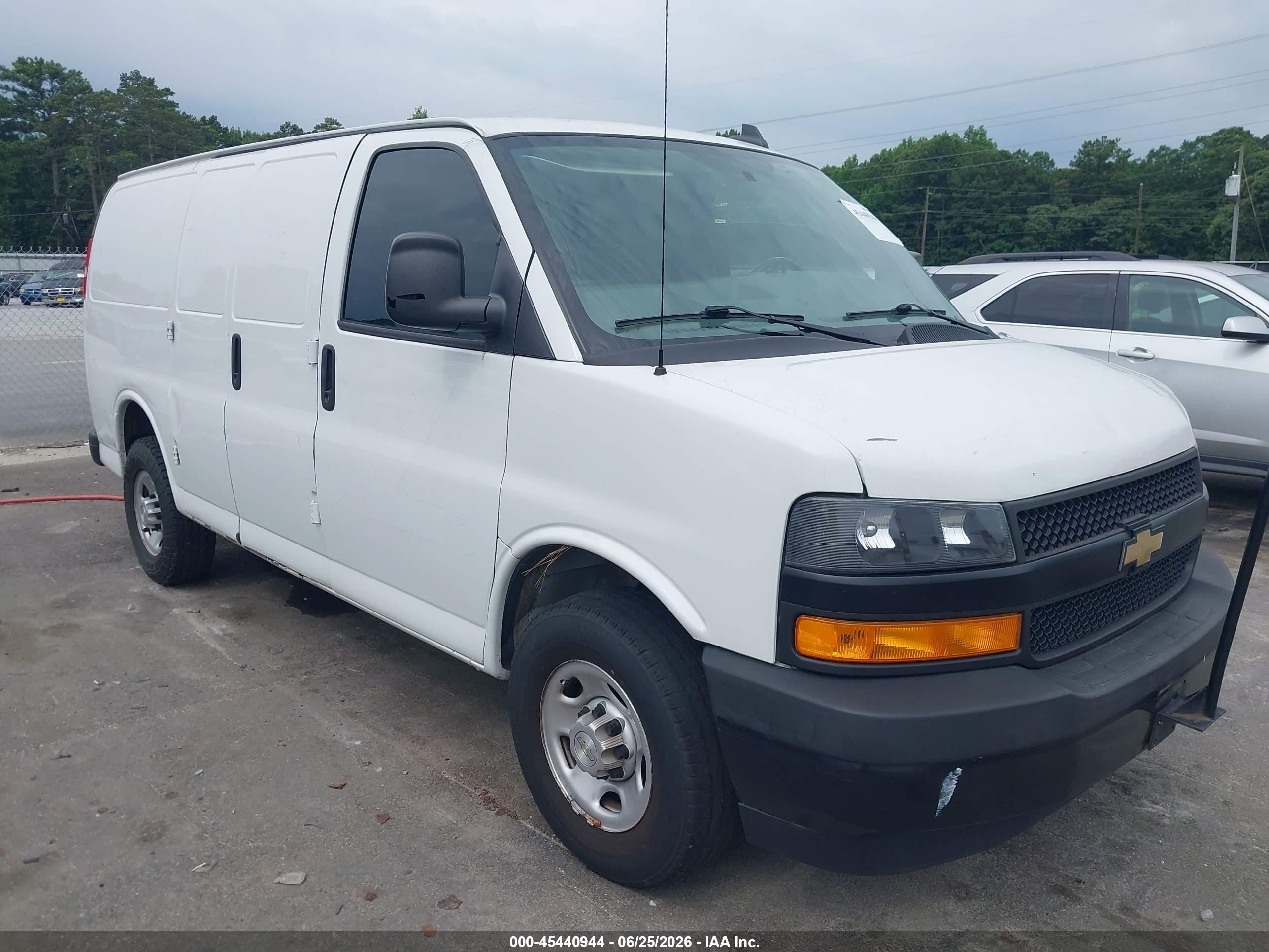 2021 Chevrolet City Express Cargo, VIN 1GCZGGF72M1157397 — Изъятие за долги