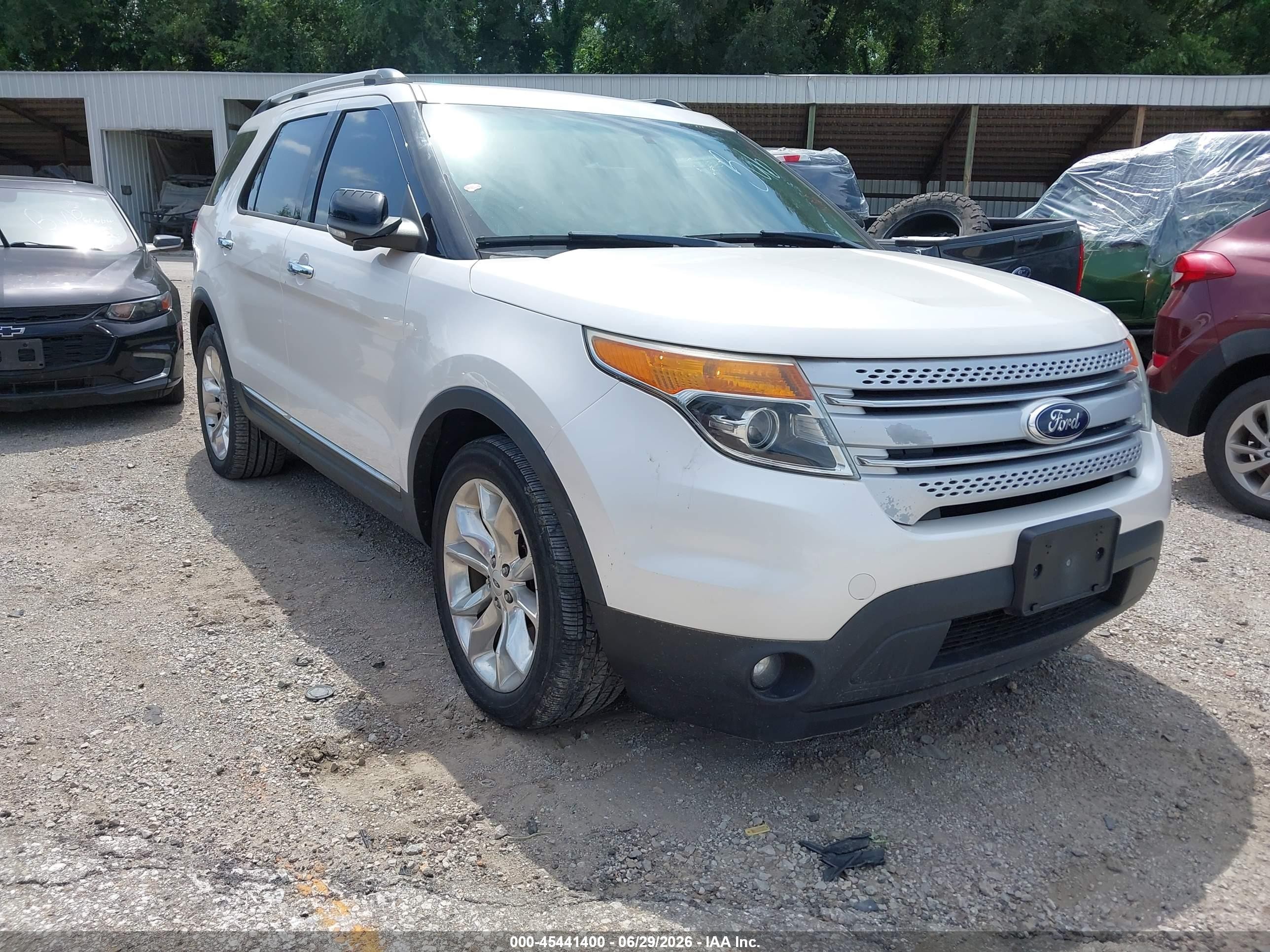 2013 Ford Explorer XLT, VIN 1FM5K8D81DGB33762 — Зад