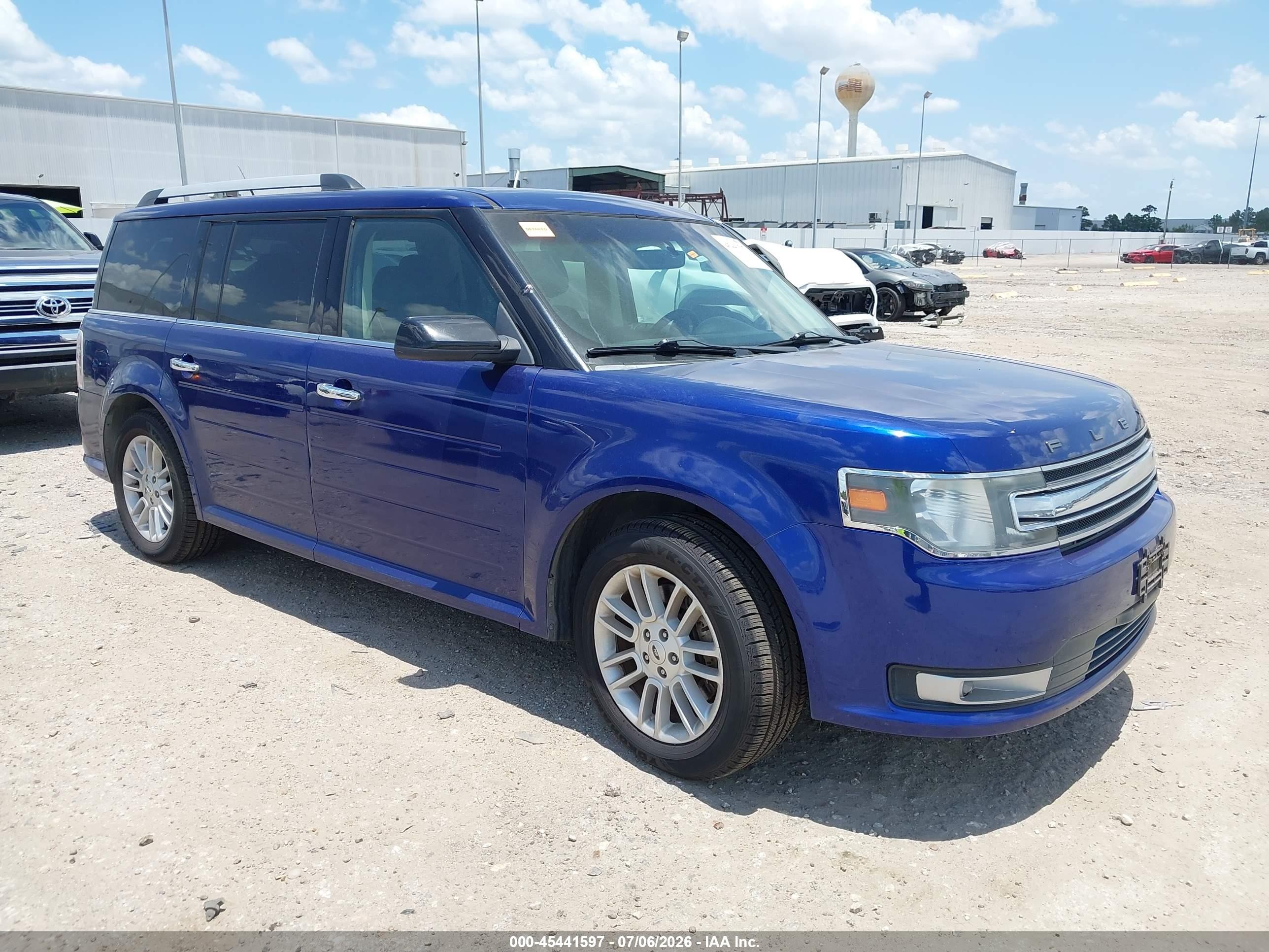 2015 Ford Flex SEL, VIN 2FMGK5C85FBA09254 — Зад