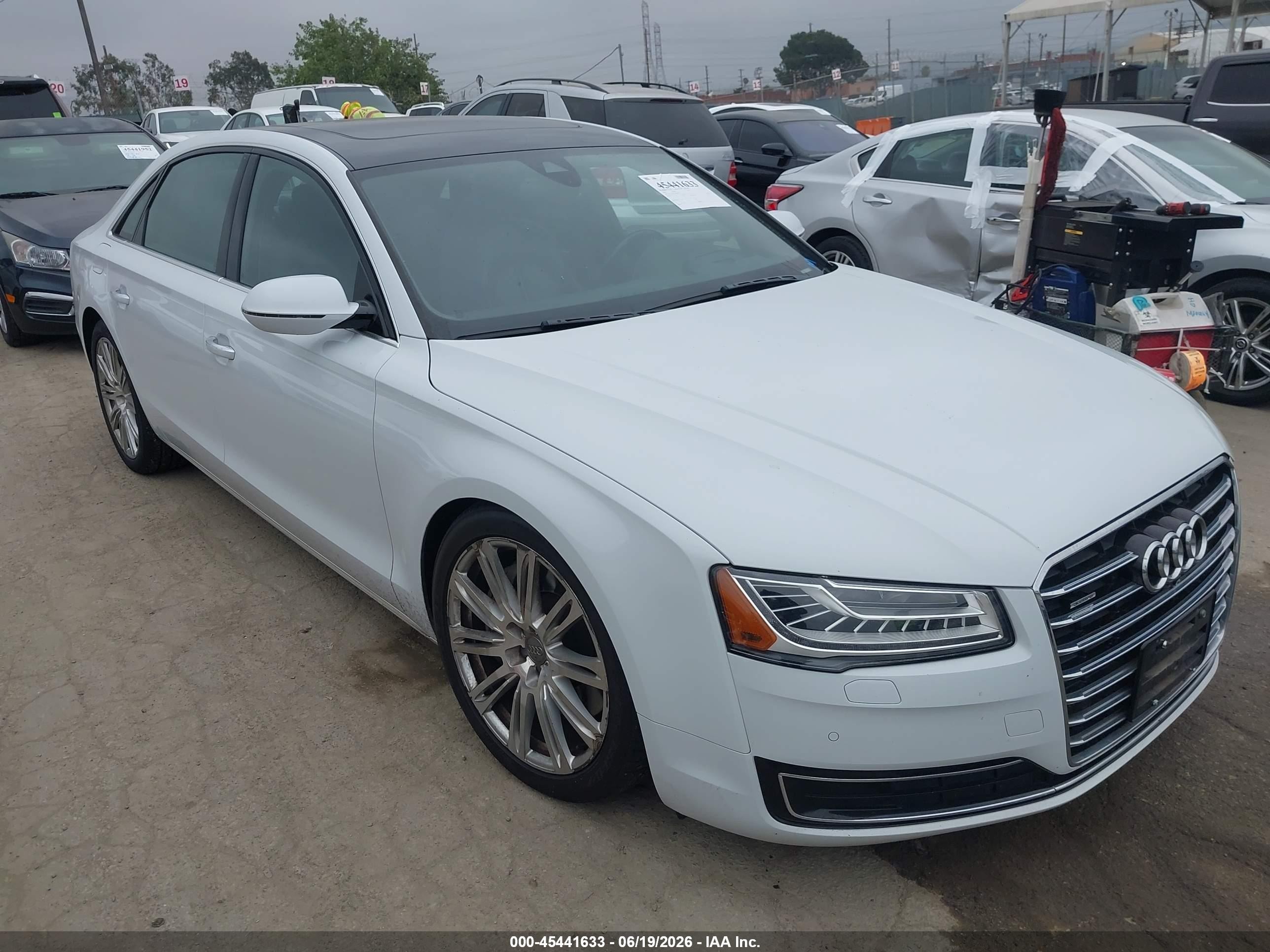 2015 Audi A8 3.0T, VIN WAU3GAFD4FN009799 — Normal wear