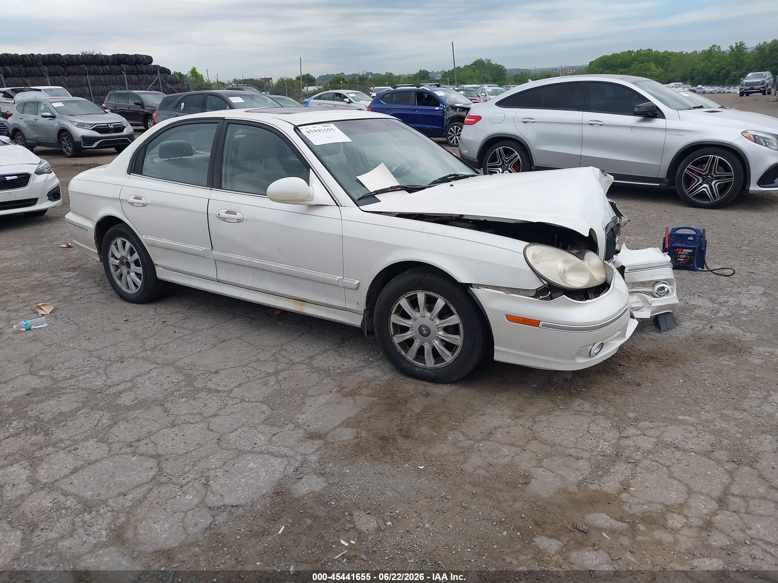 2003 Hyundai Sonata GLS, VIN KMHWF35H43A881241 — Механическое