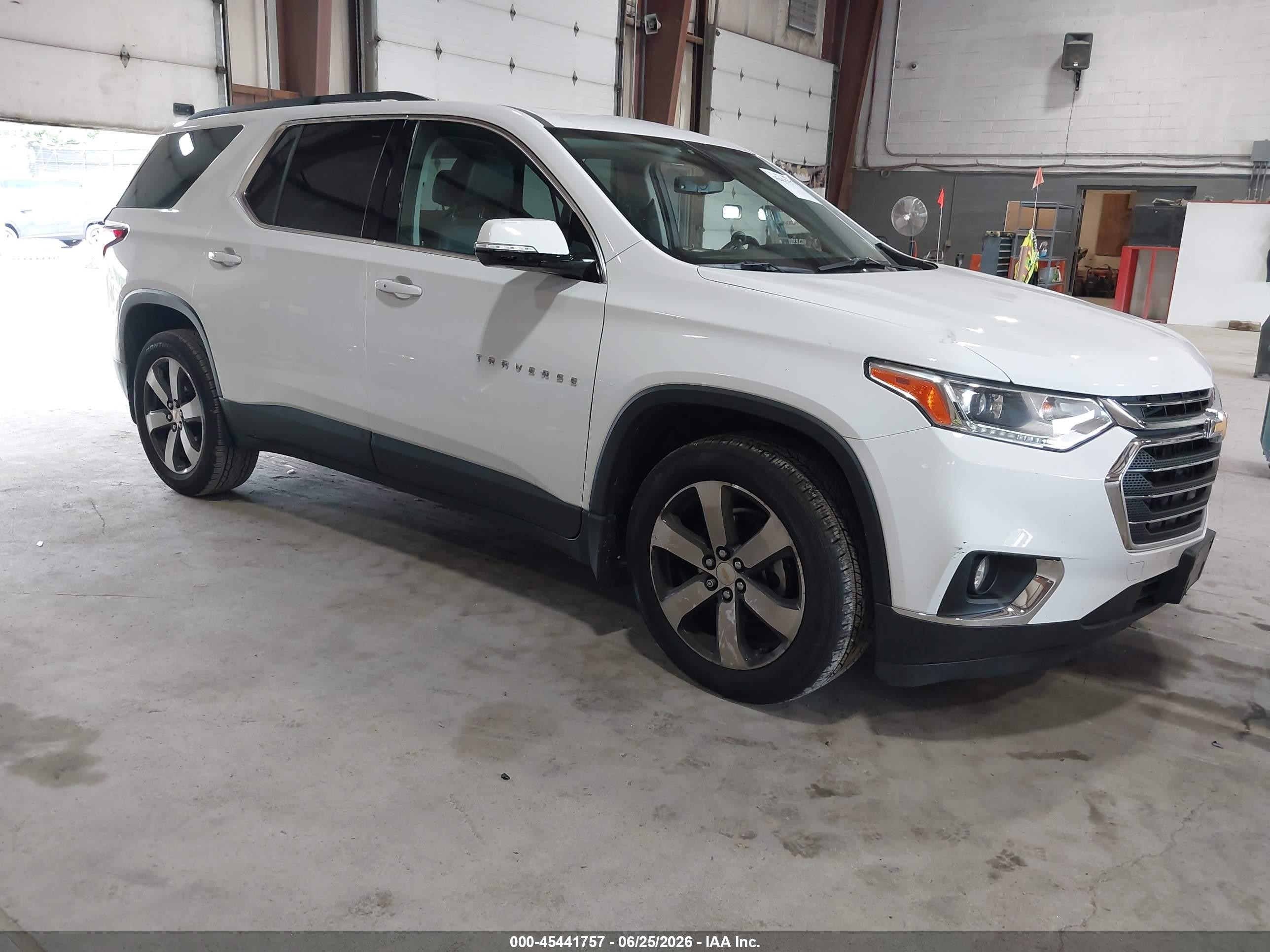 2019 Chevrolet Traverse LT, VIN 1GNEVHKW7KJ301036 — Rear end