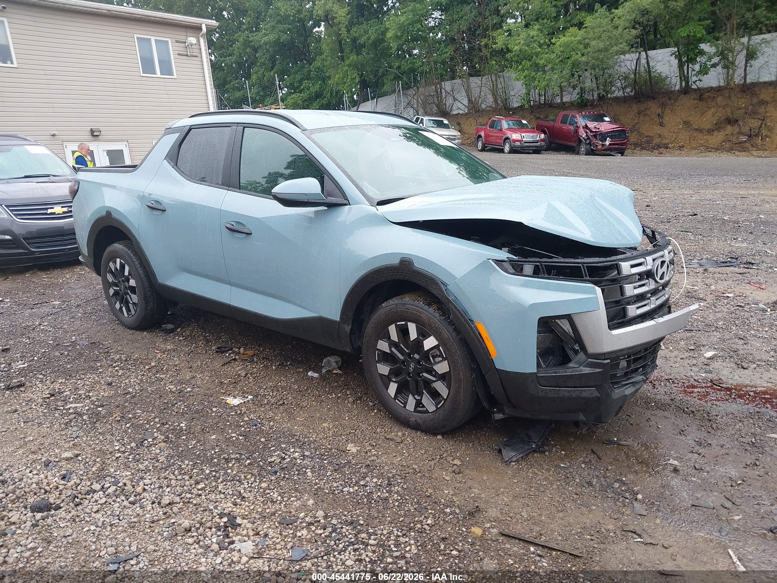 2026 Hyundai Santa Cruz SEL, VIN 5NTJBDDE7TH168190 — Front end