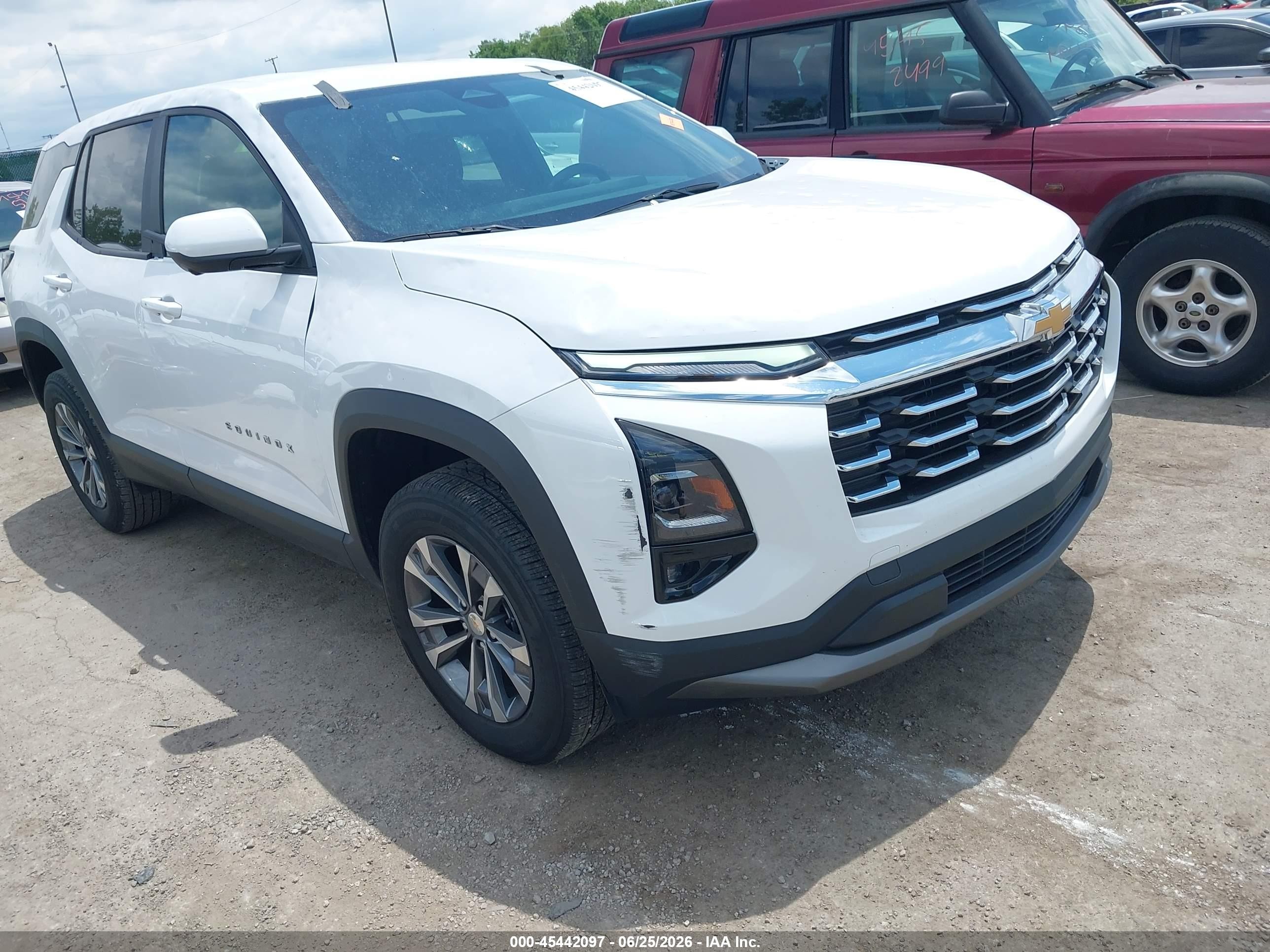 2025 Chevrolet Equinox FWD LT, VIN 3GNAXHEG7SL115115 — Град