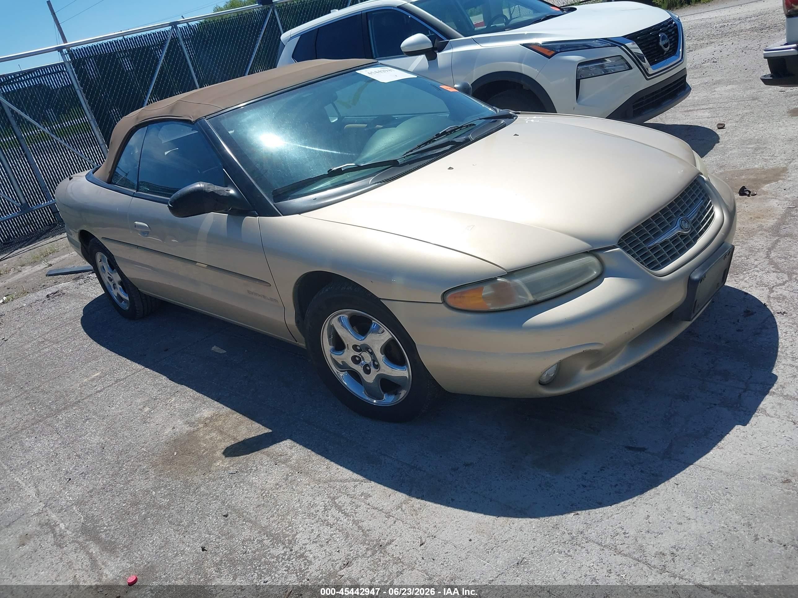 1998 Chrysler Sebring JXi, VIN 3C3EL55H7WT248433 — Normal wear