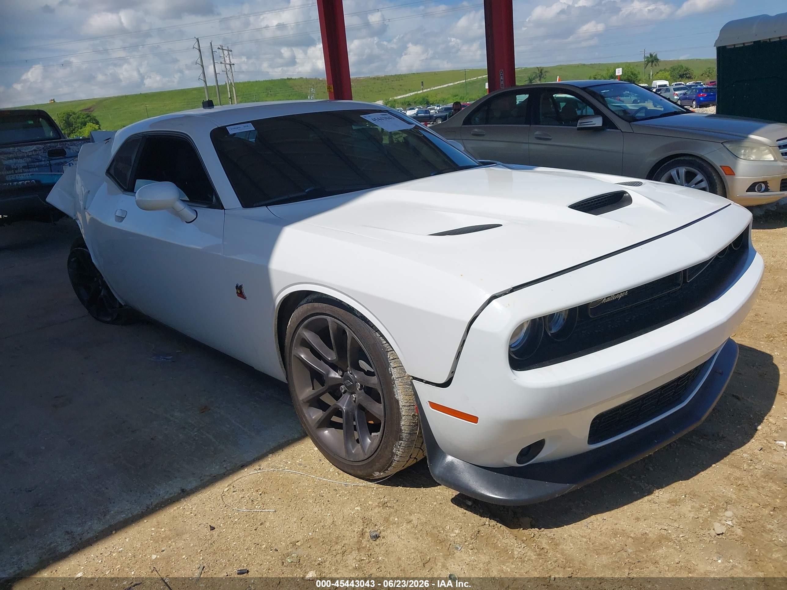 2020 Dodge Challenger R/T Scat Pack, VIN 2C3CDZFJ0LH185063 — Rear end