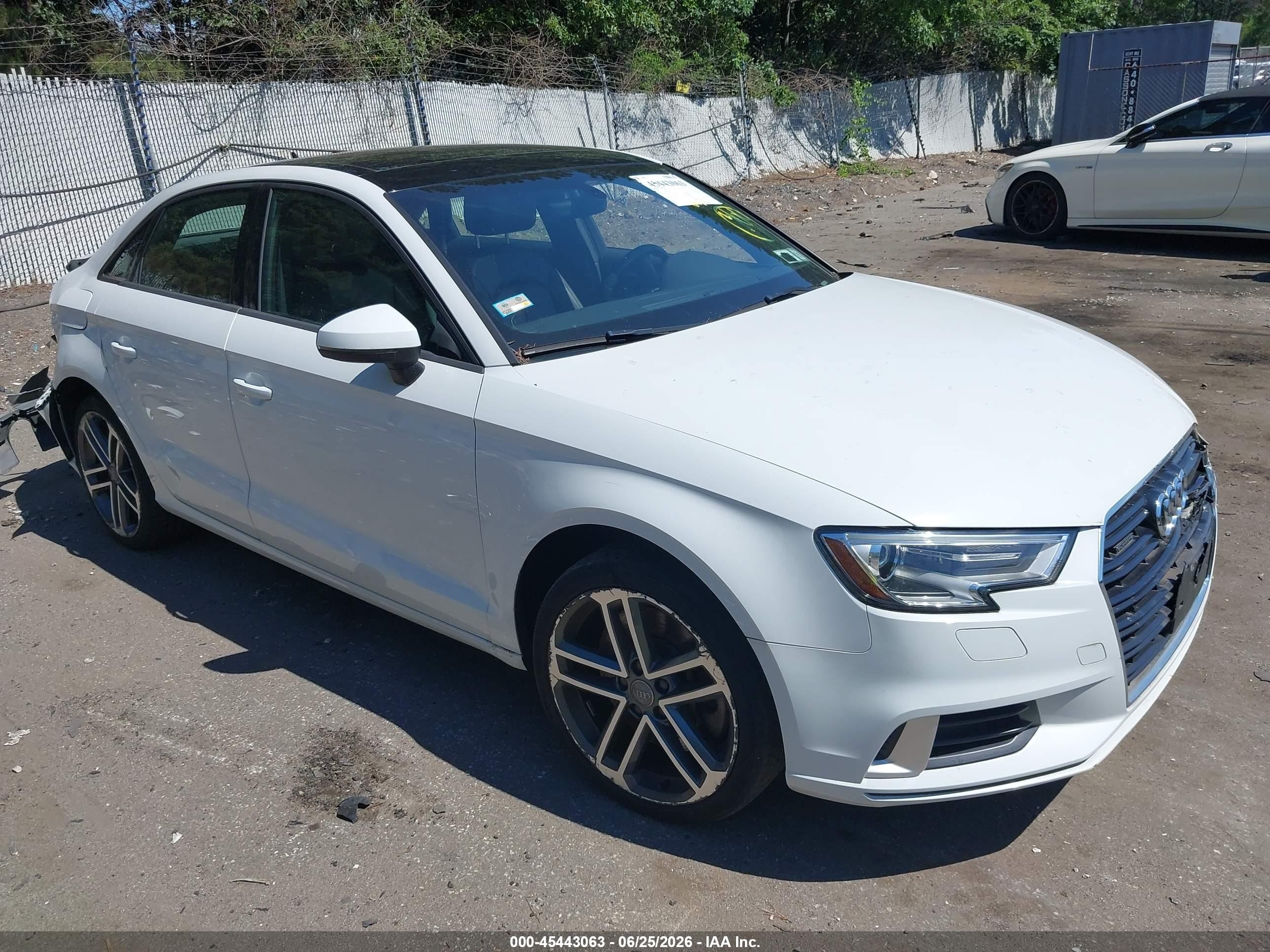 2019 Audi A3 Premium, VIN WAUBEGFF7K1016611 — Front end