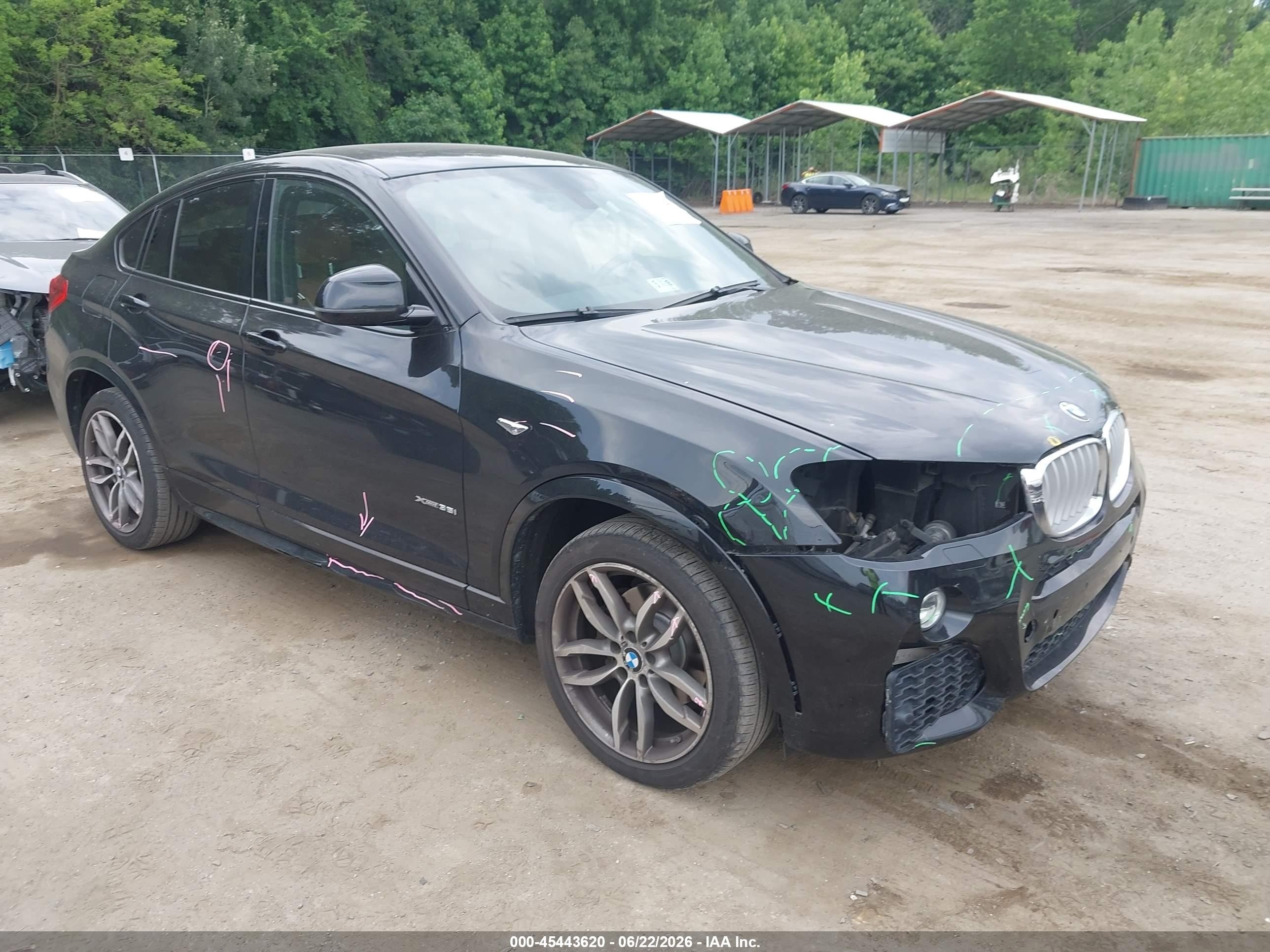 2015 BMW X4 xDrive35i, VIN 5UXXW5C51F0E88368 — Front end