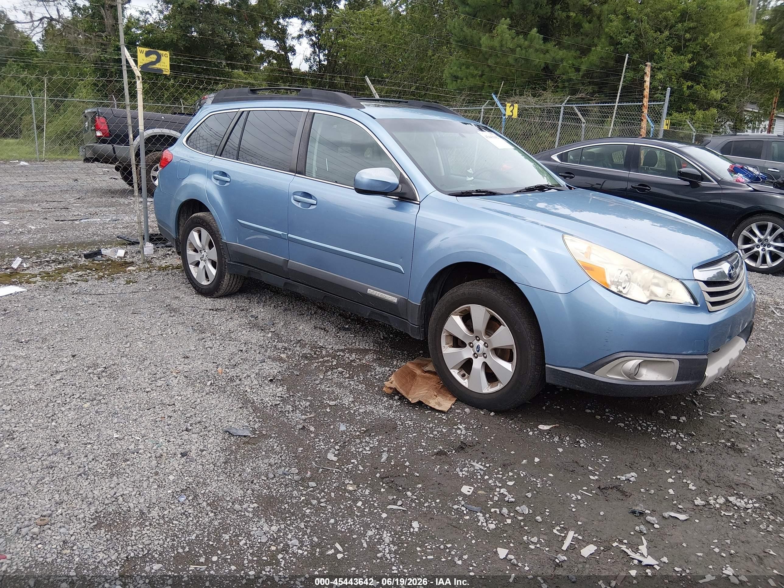 2011 Subaru Outback Limited Power Moon, VIN 4S4BRBLC4B3434144 — Обычный износ