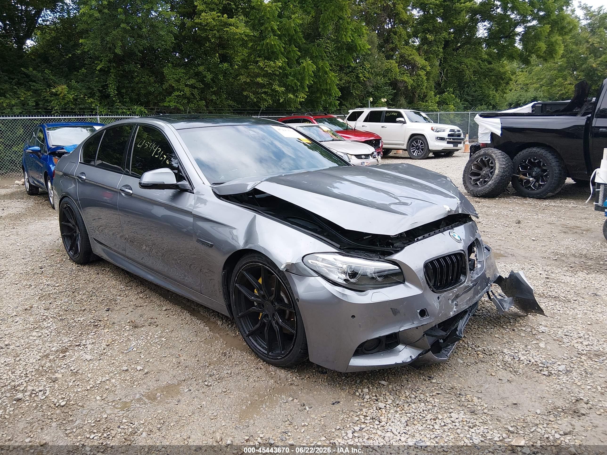 2016 BMW 5 Series 535i, VIN WBA5B1C51GG551615 — Front end