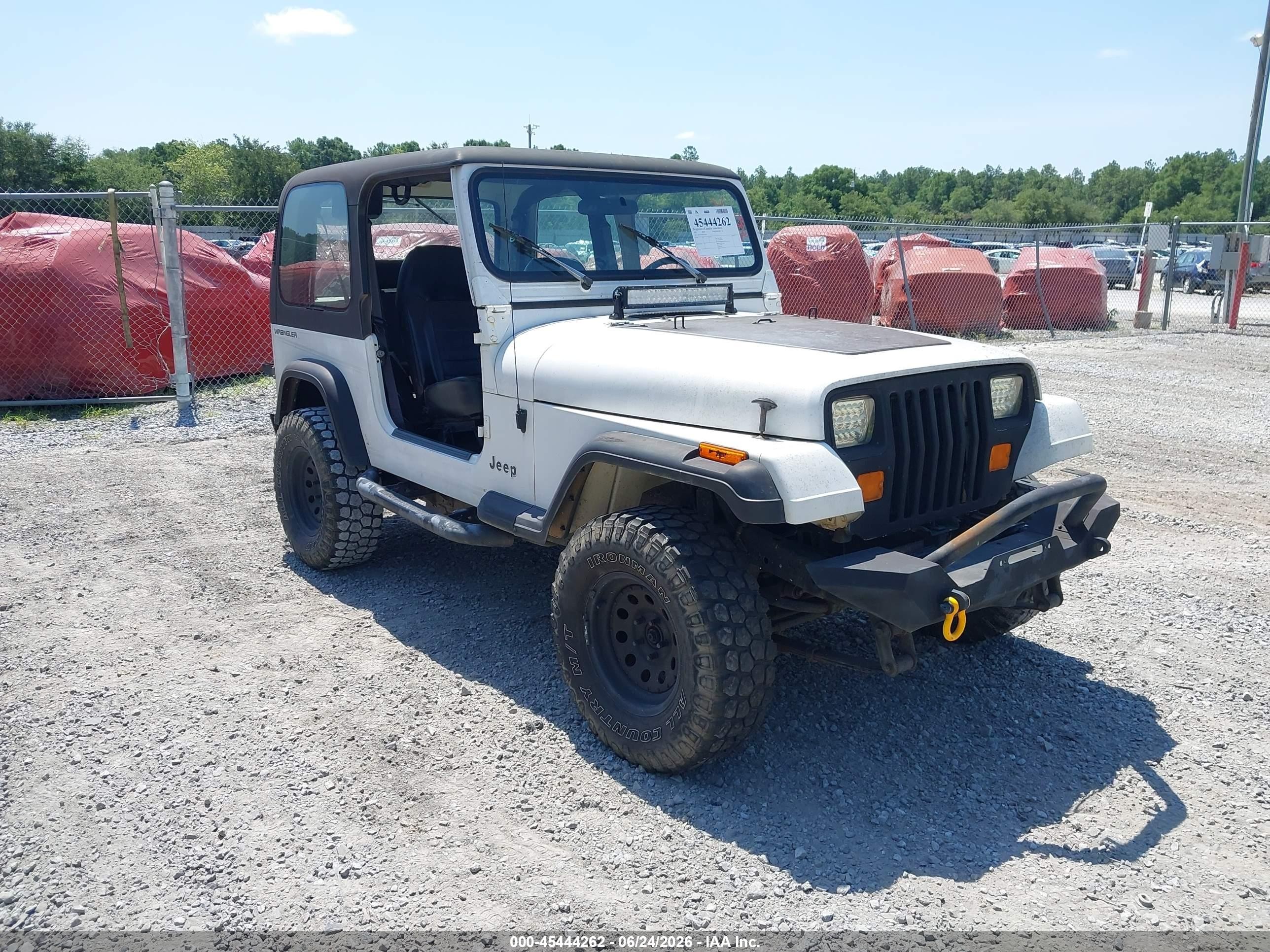1995 Jeep Wrangler S, VIN 1J4FY19P3SP271664 — Rear end