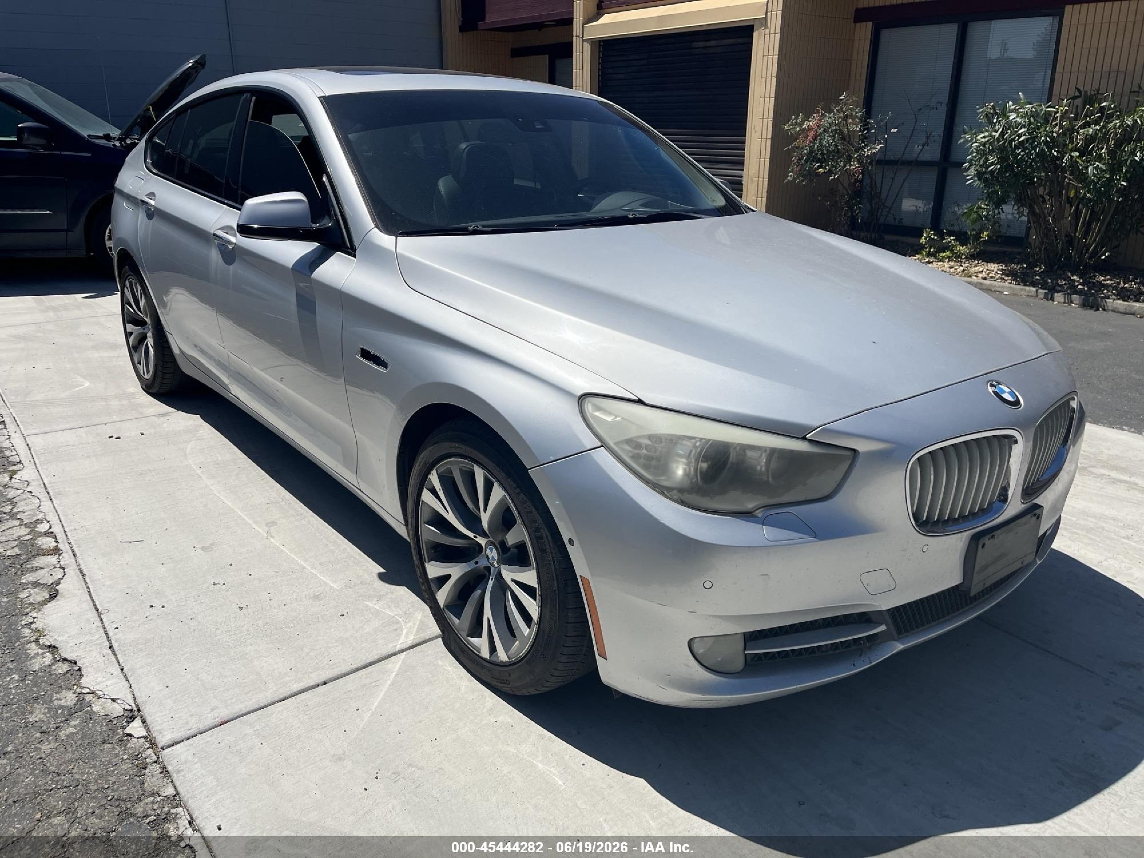 2010 BMW 5 Series 550i Gran Turismo, VIN WBASN4C58AC209184 — Normal wear