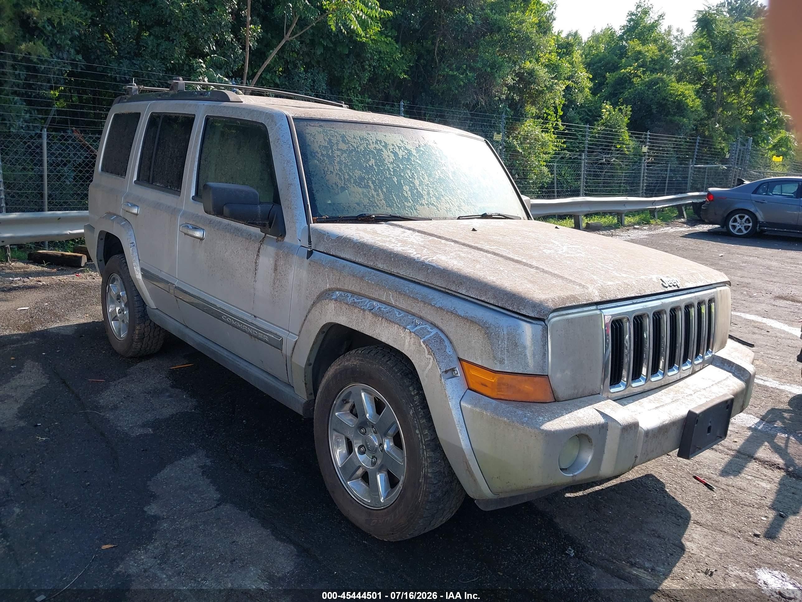 2006 Jeep Commander Limited, VIN 1J8HG58246C122782 — Normal wear