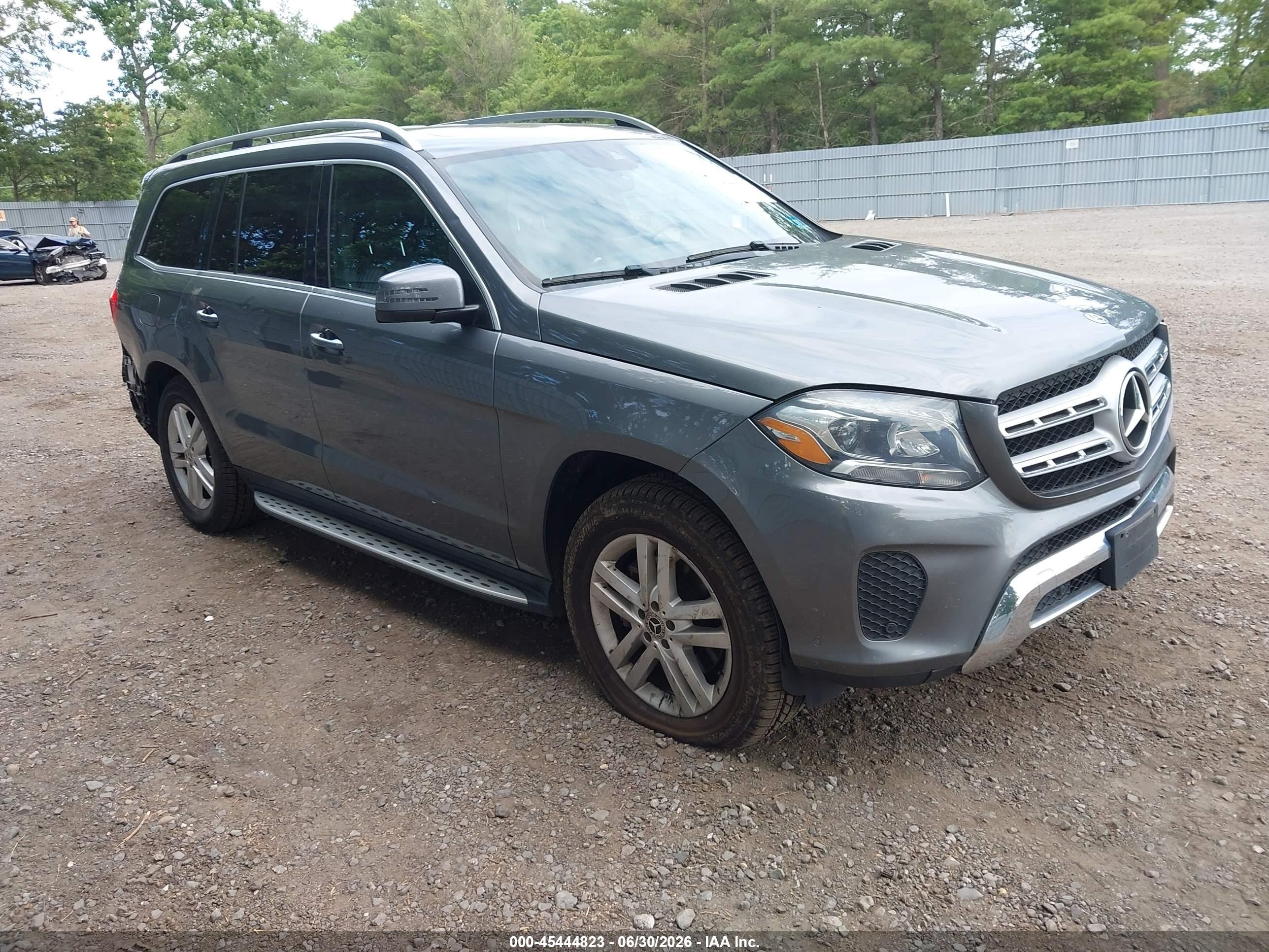 2018 Mercedes-Benz GLS 450, VIN 4JGDF6EE0JB149369 — Rear end
