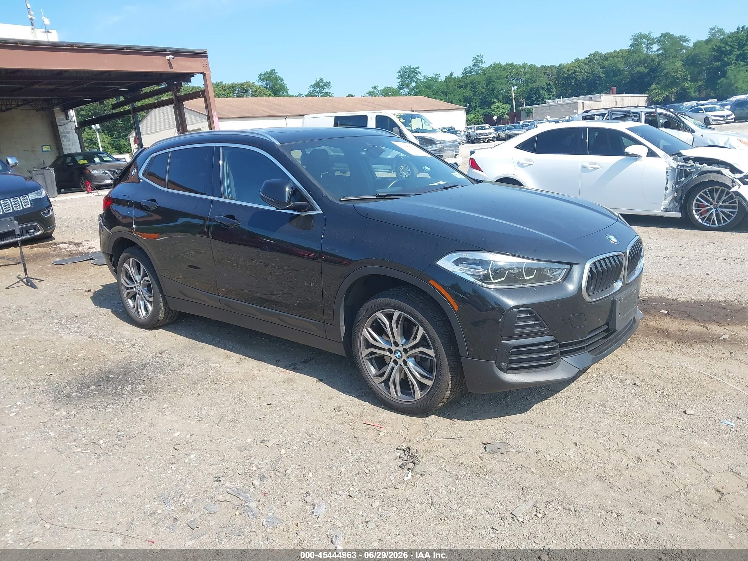 2022 BMW X2 xDrive28i, VIN WBXYJ1C04N5T48740 — Rear end