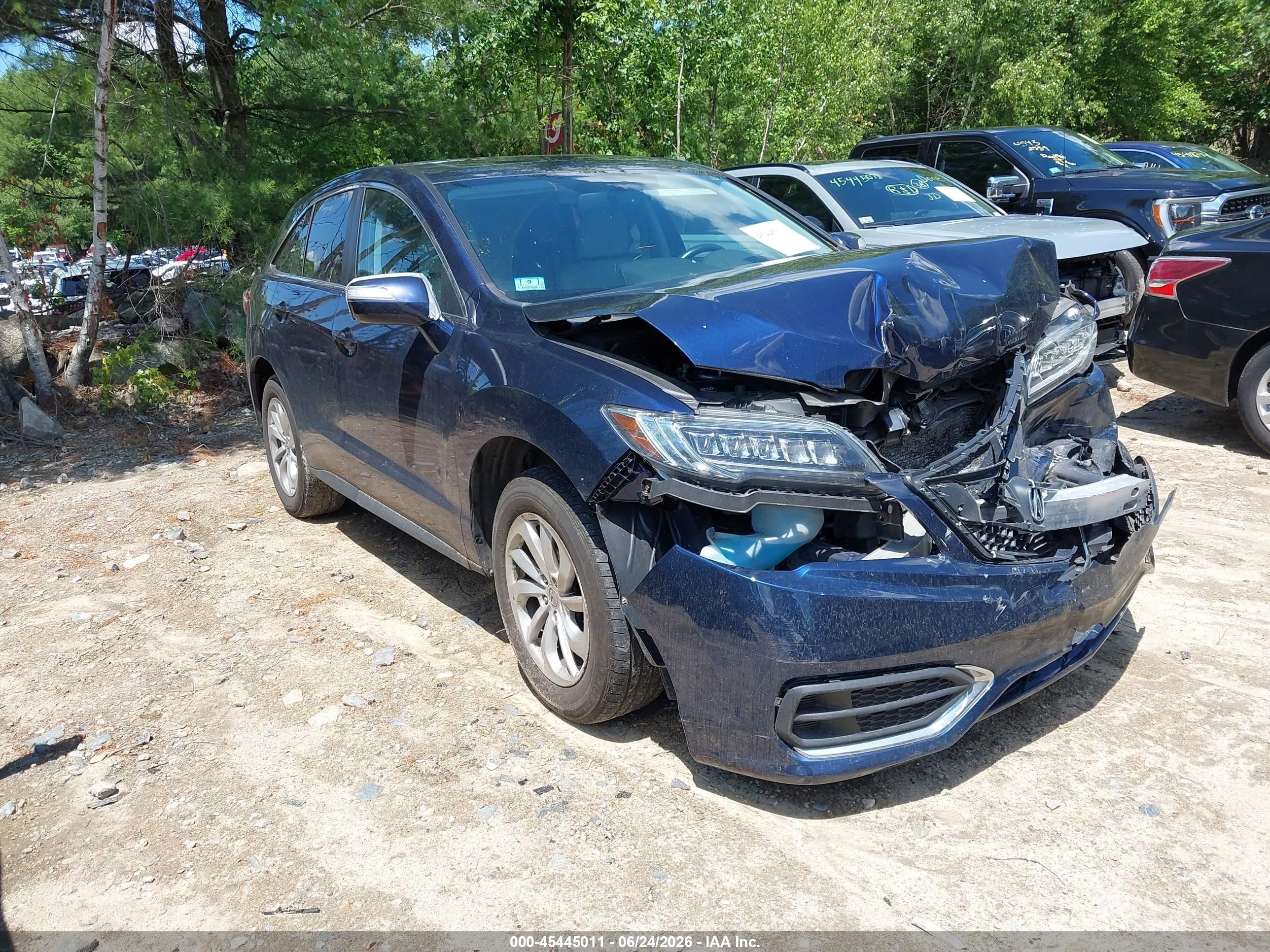 2017 Acura RDX Technology, VIN 5J8TB4H50HL022591 — Front end