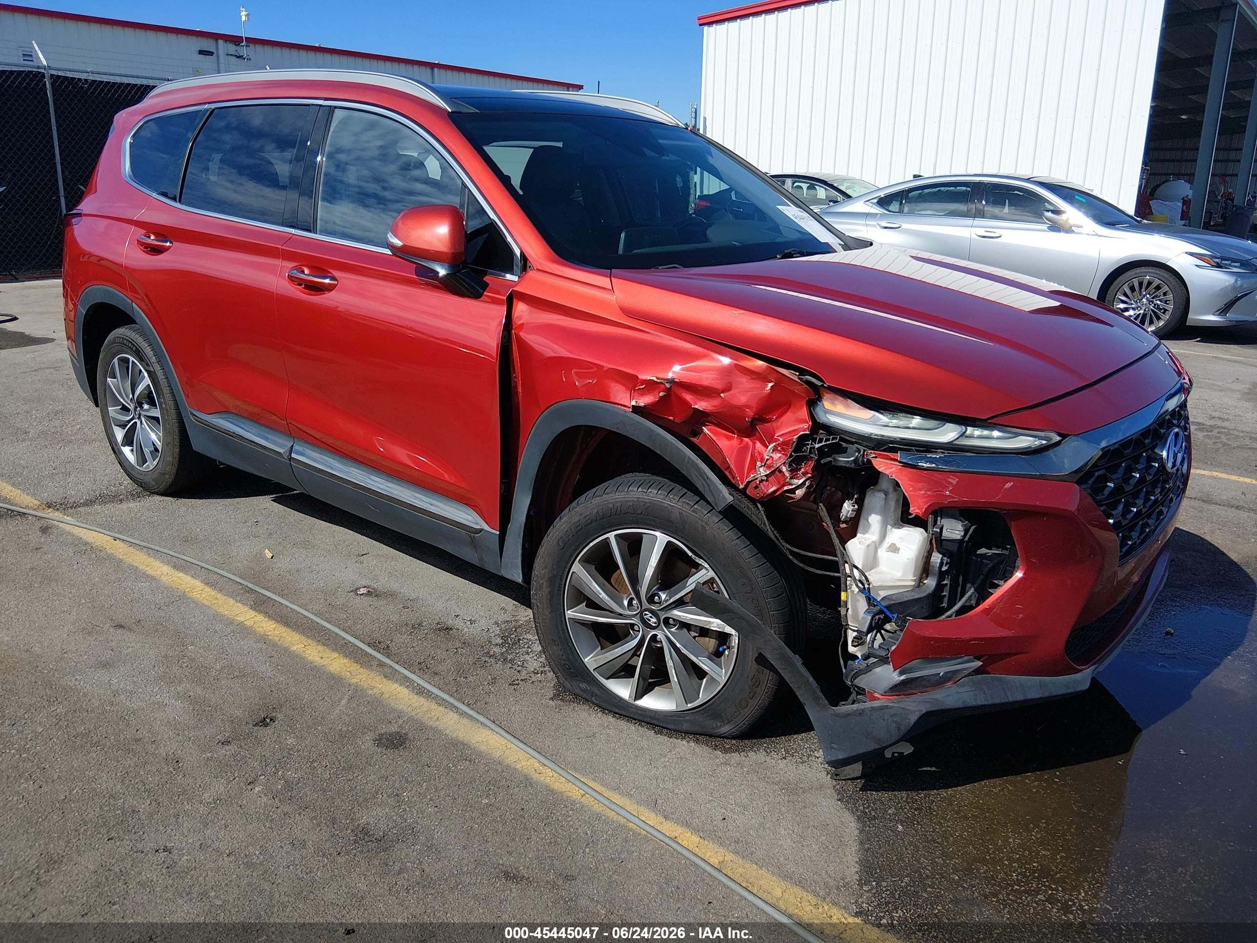 2019 Hyundai Santa Fe Ultimate, VIN 5NMS53AD0KH006185 — Front end