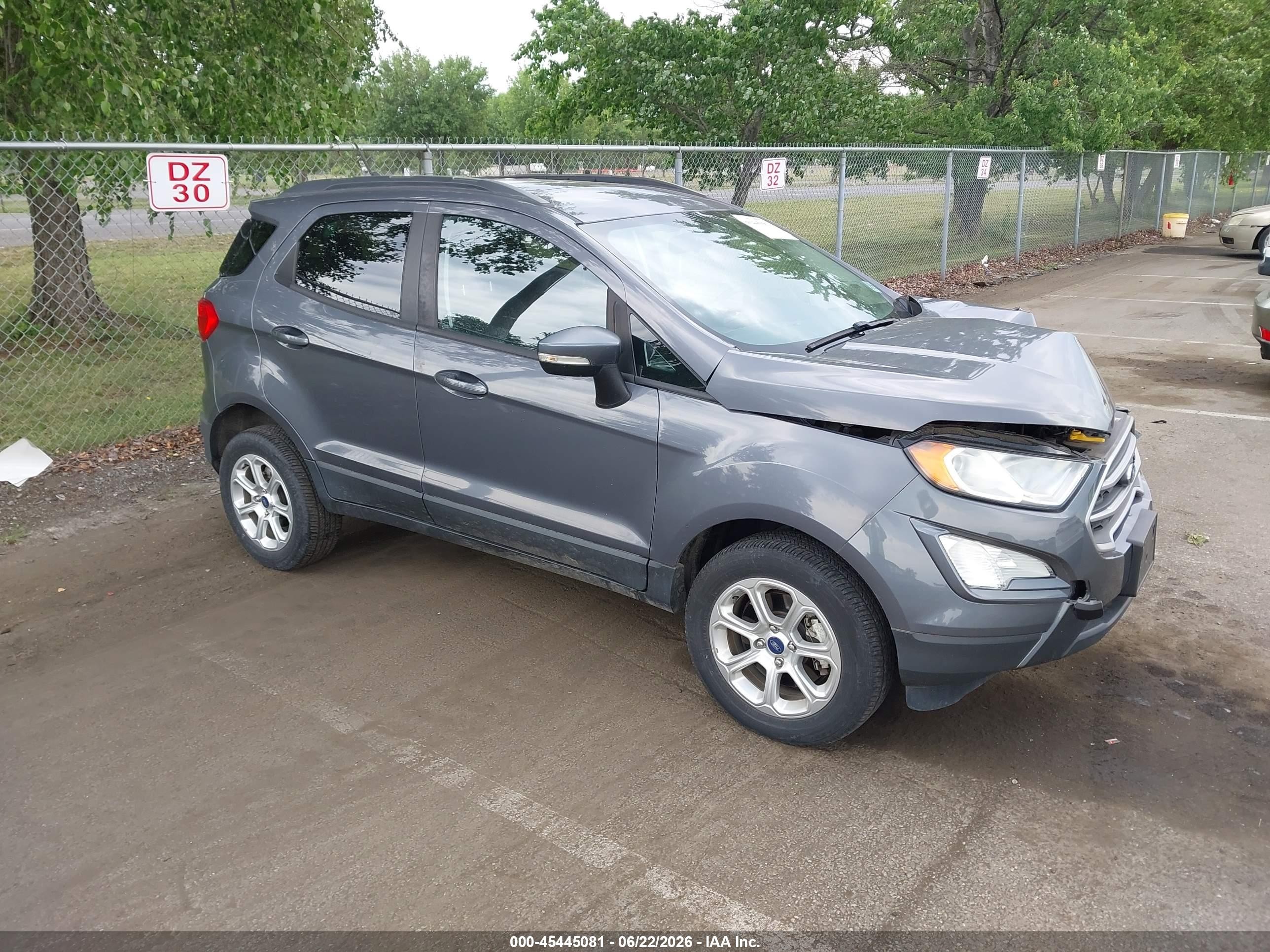 2019 Ford EcoSport SE, VIN MAJ6S3GL2KC284311 — Front end