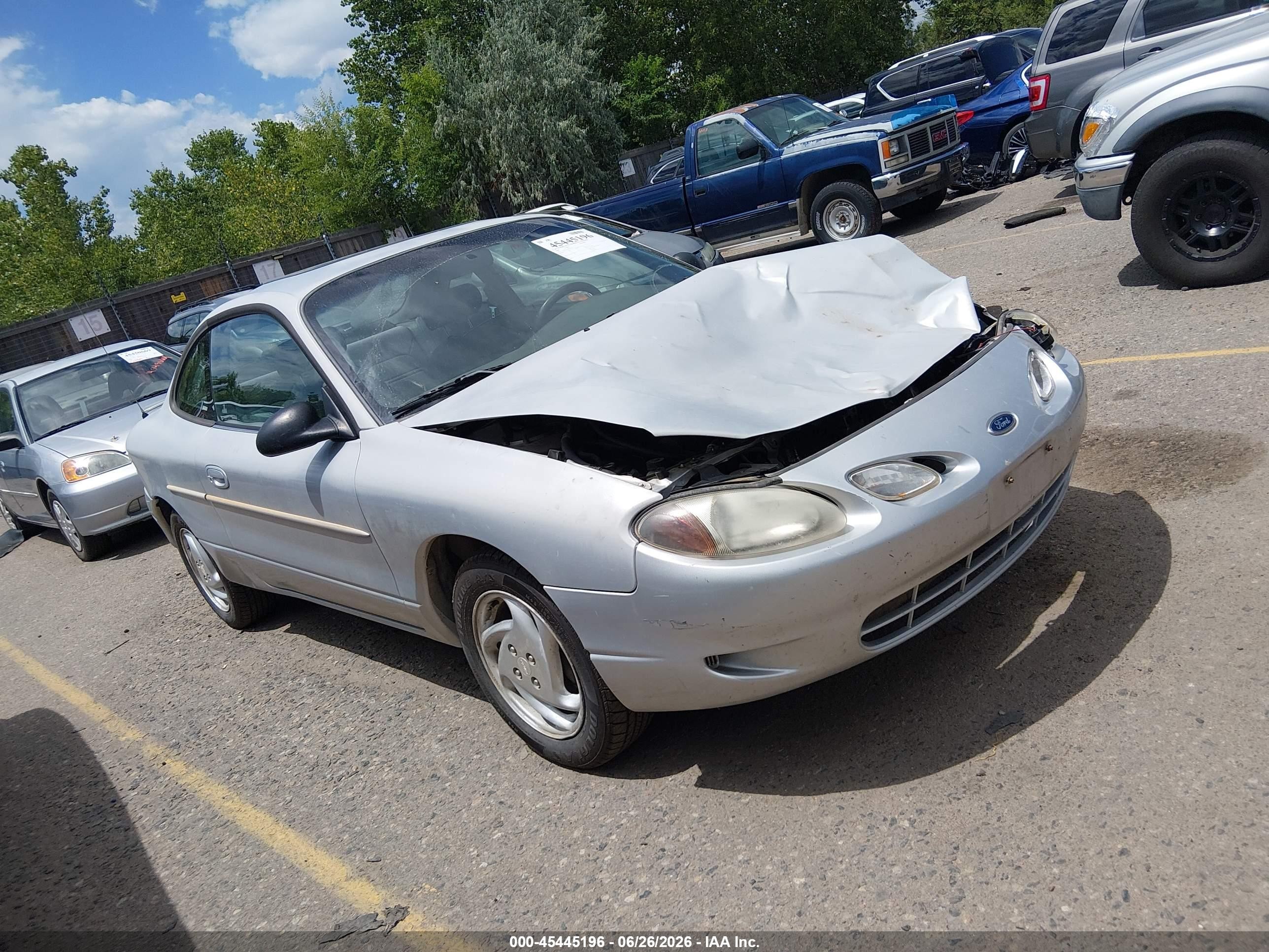 2000 Ford Escort ZX2, VIN 3FAKP1134YR222187 — Normal wear