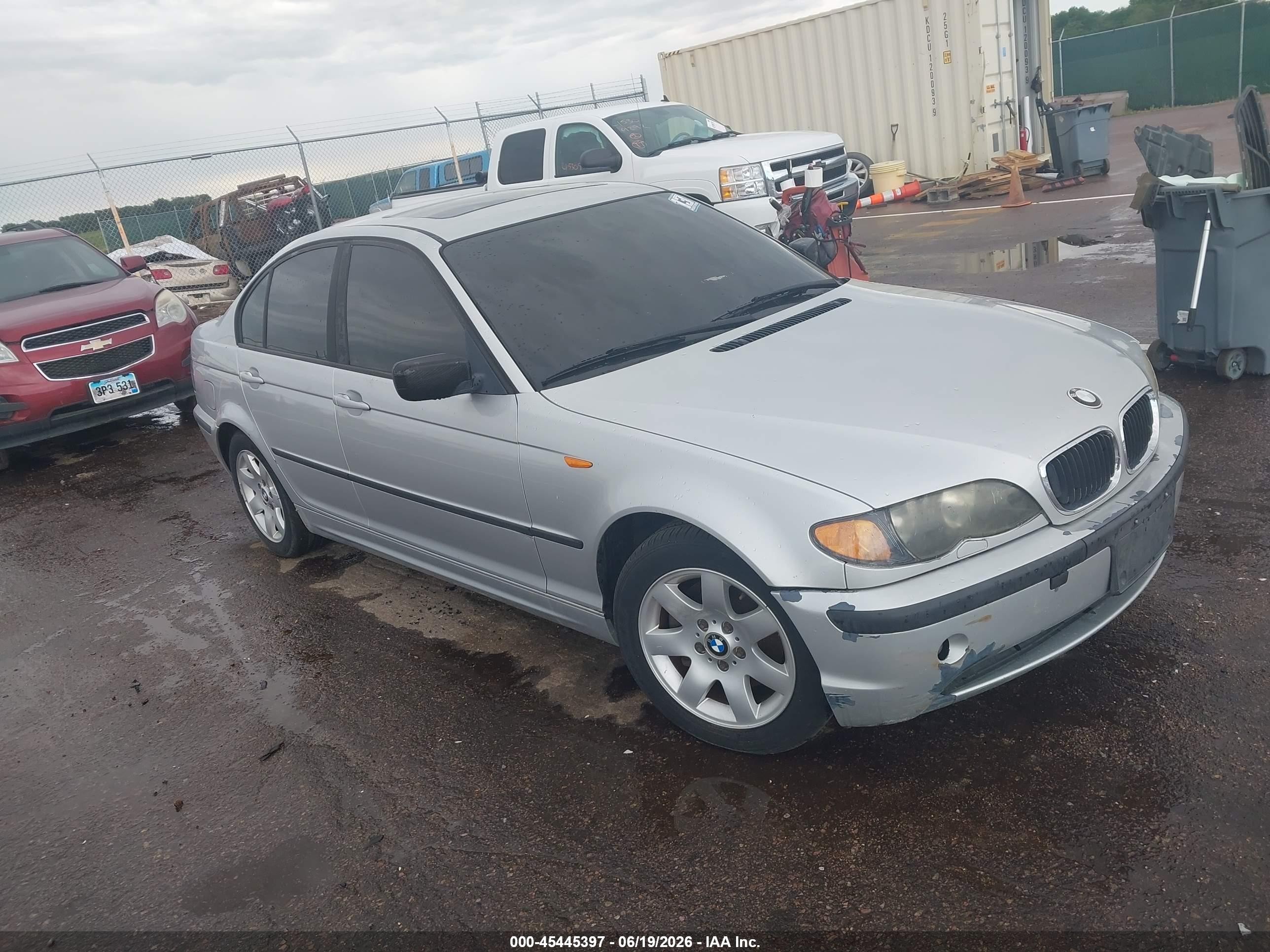 2005 BMW 3 Series 325i, VIN WBAET37415NJ86937 — Repossession