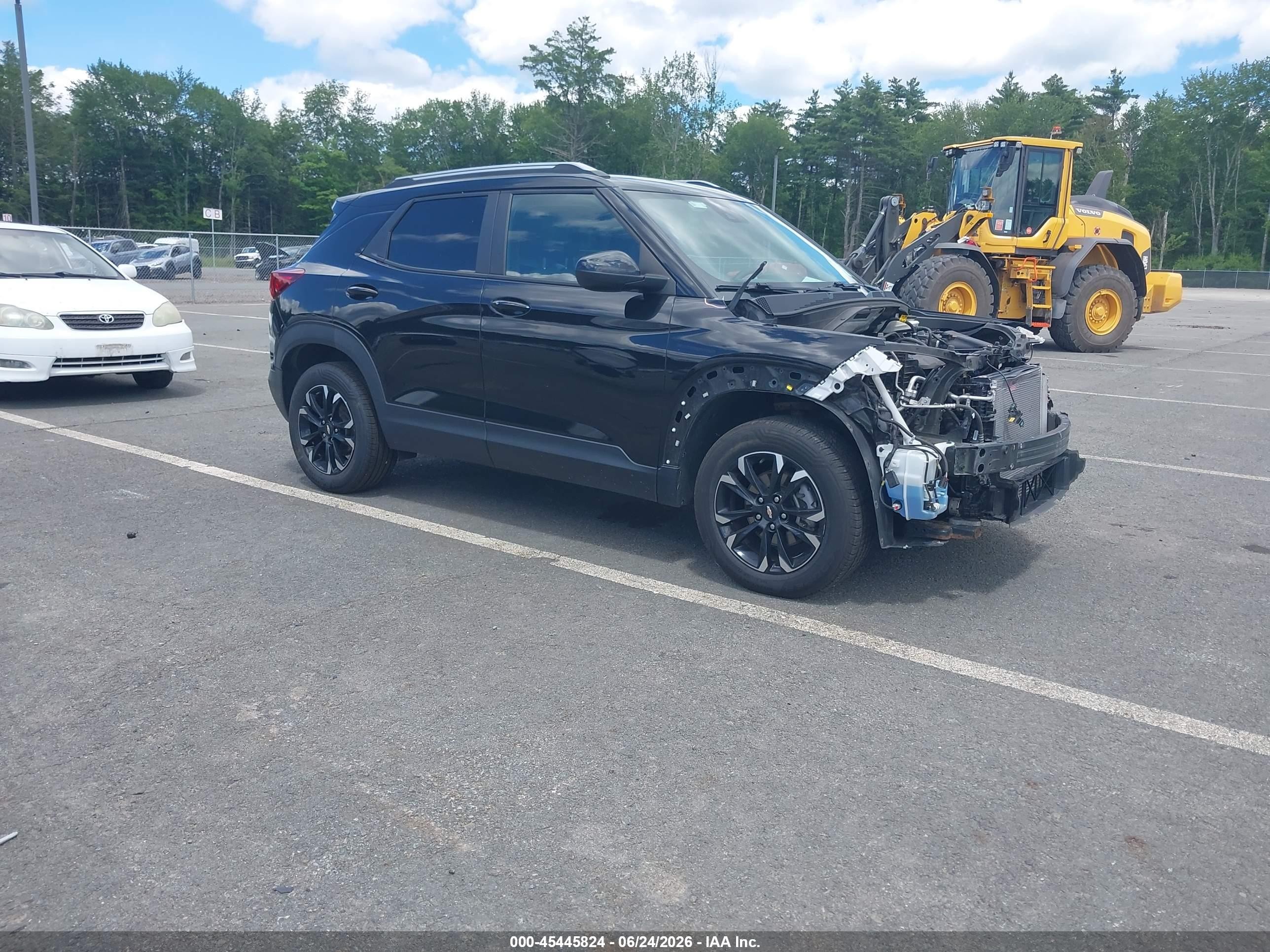 2022 Chevrolet TrailBlazer LT, VIN KL79MRSL0NB093084 — Front end