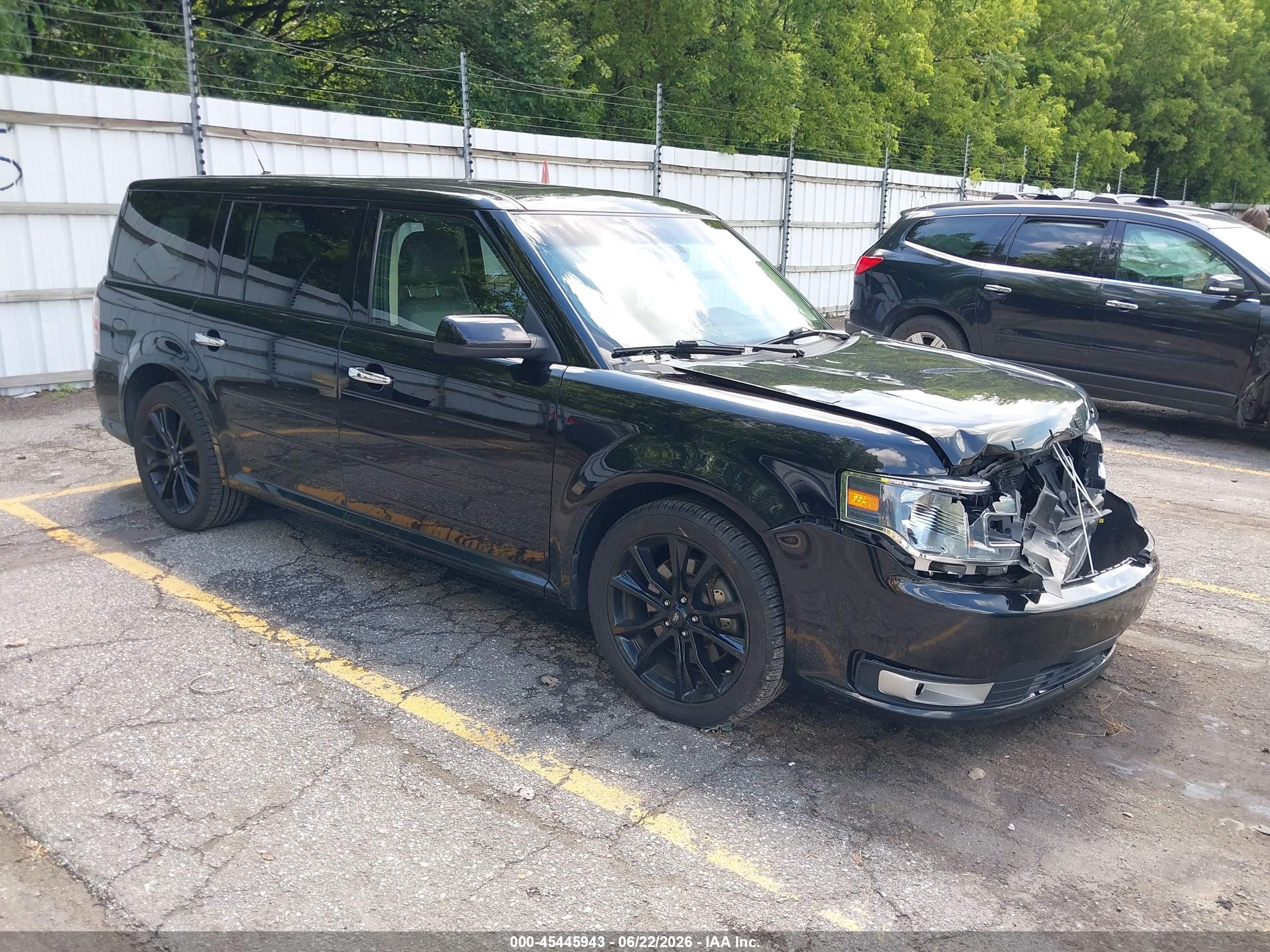 2019 Ford Flex SEL, VIN 2FMHK6C89KBA19824 — Front end