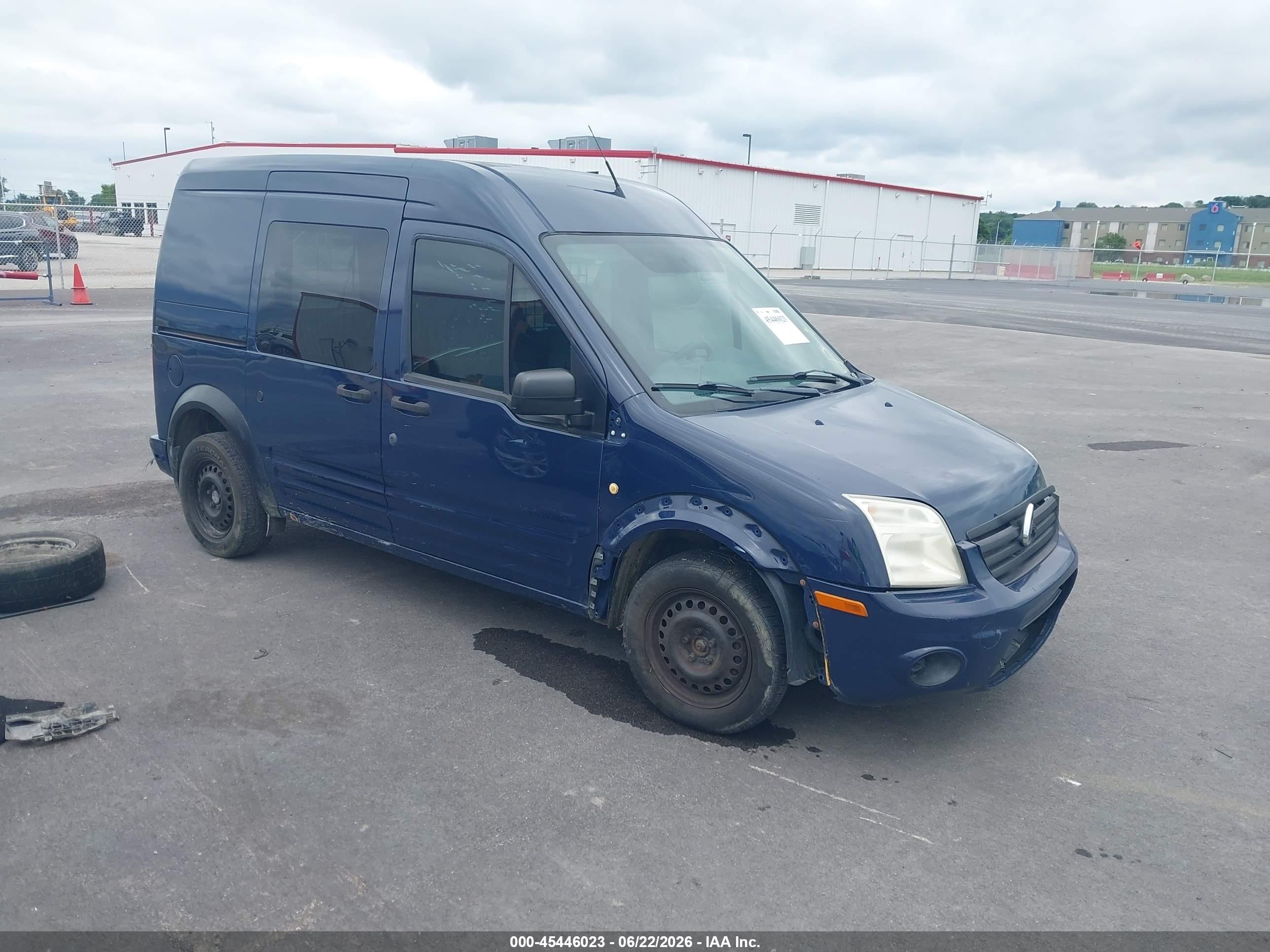 2013 Ford Transit Connect XLT, VIN NM0LS6BNXDT145924 — Front end