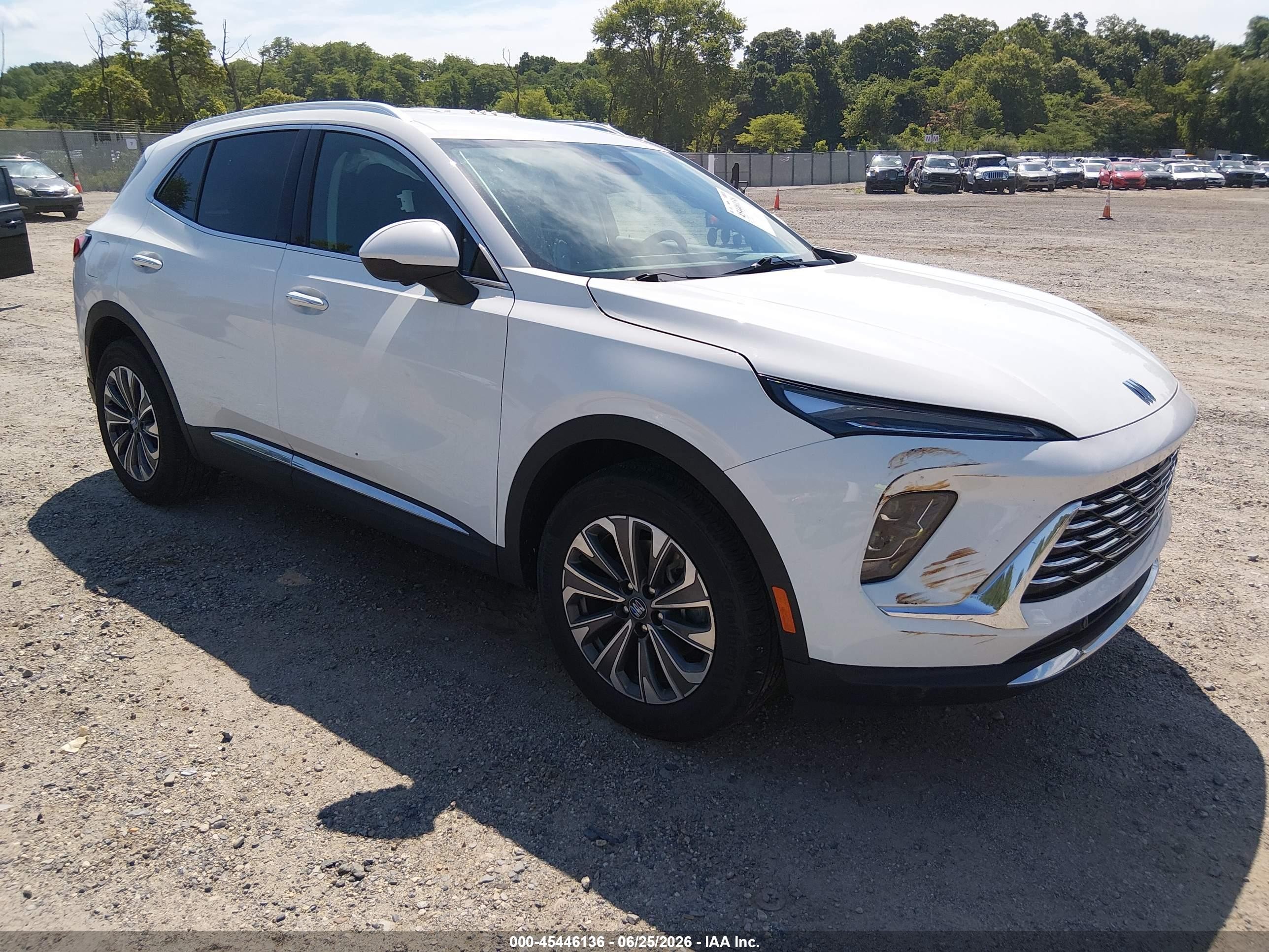 2024 Buick Envision Preferred, VIN LRBFZME4XRD022854 — Бок