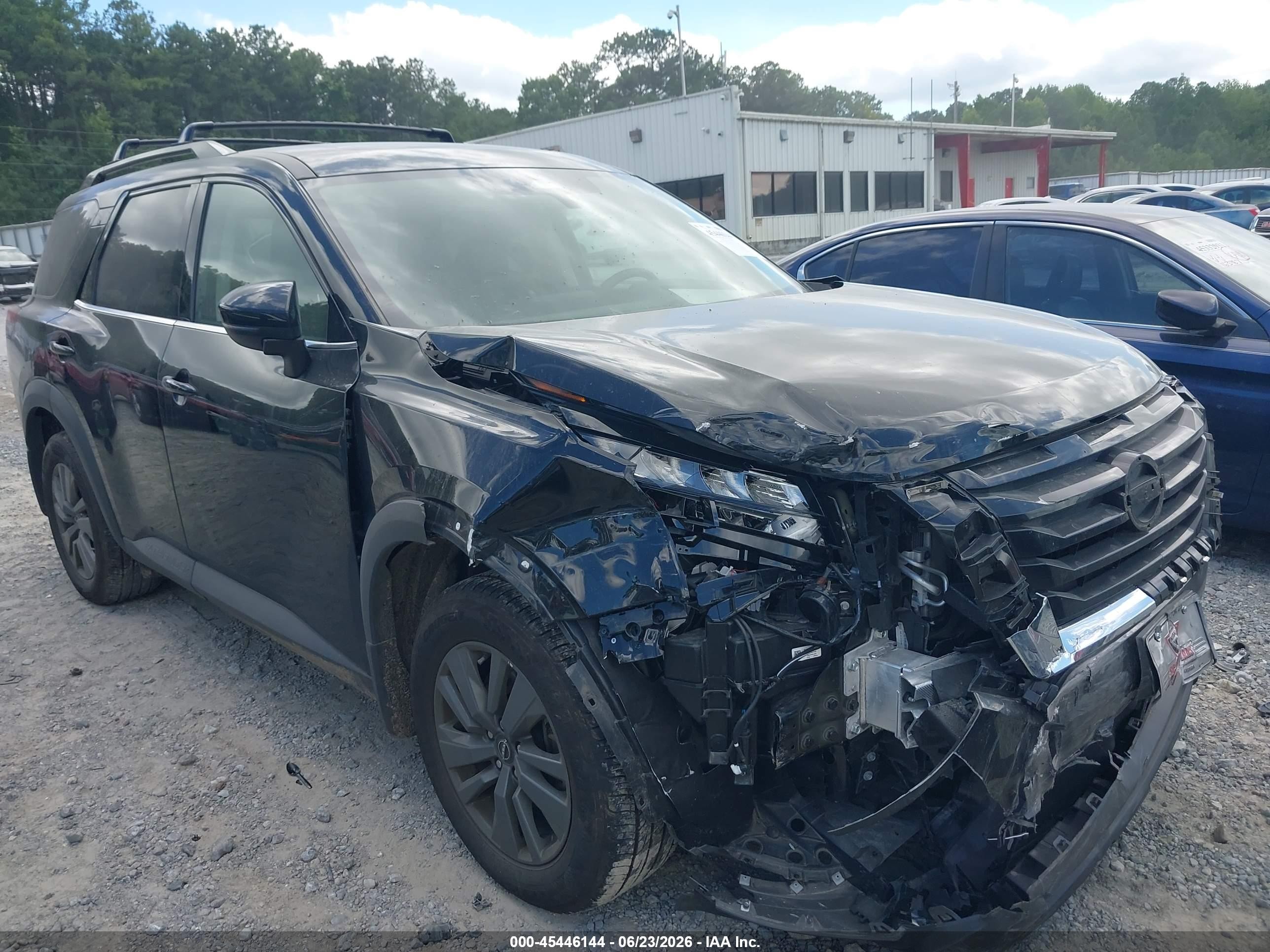 2025 Nissan Pathfinder SV, VIN 5N1DR3BB1SC225354 — Front end
