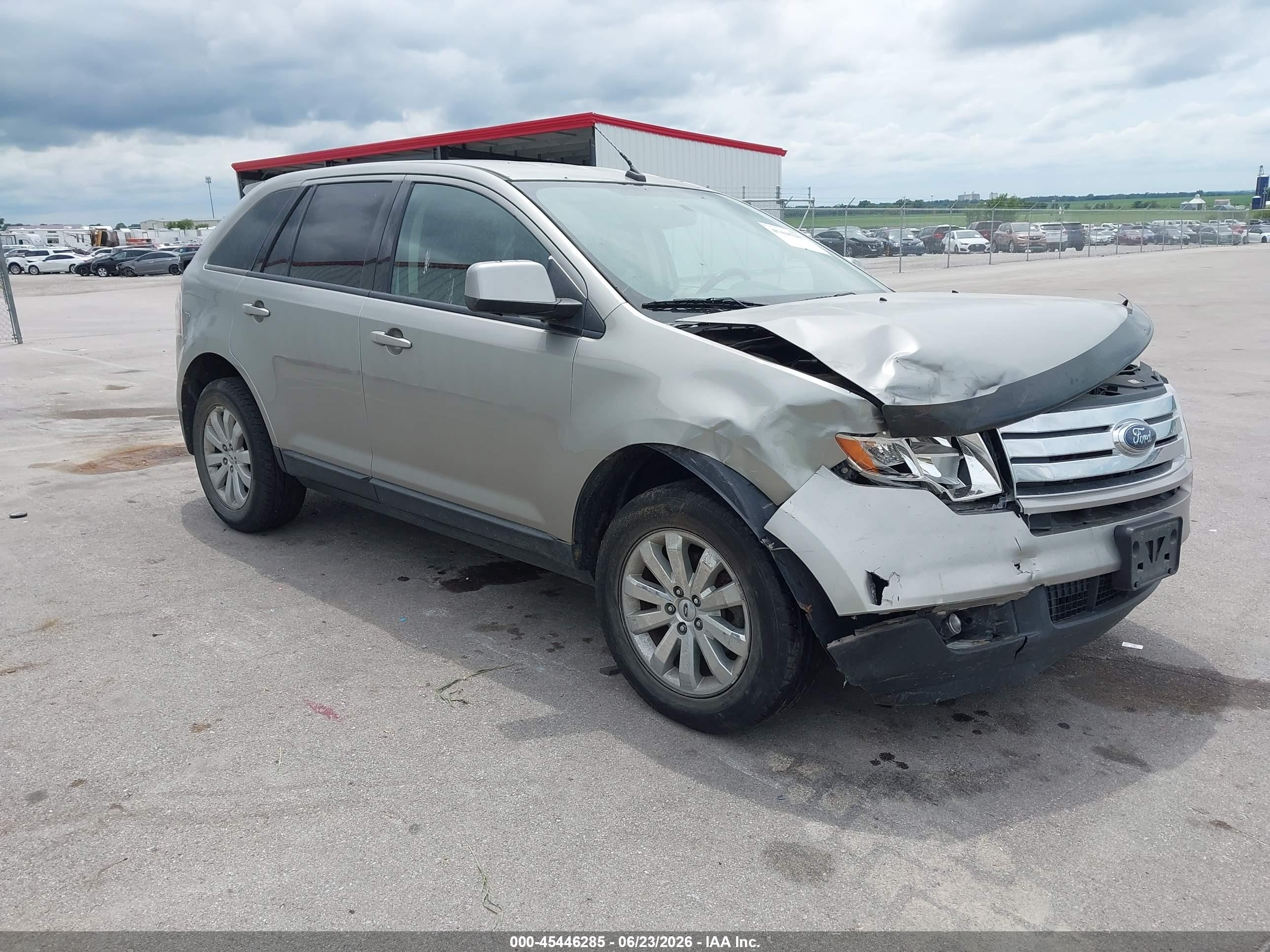2008 Ford Edge SEL, VIN 2FMDK48C98BA13031 — Front end