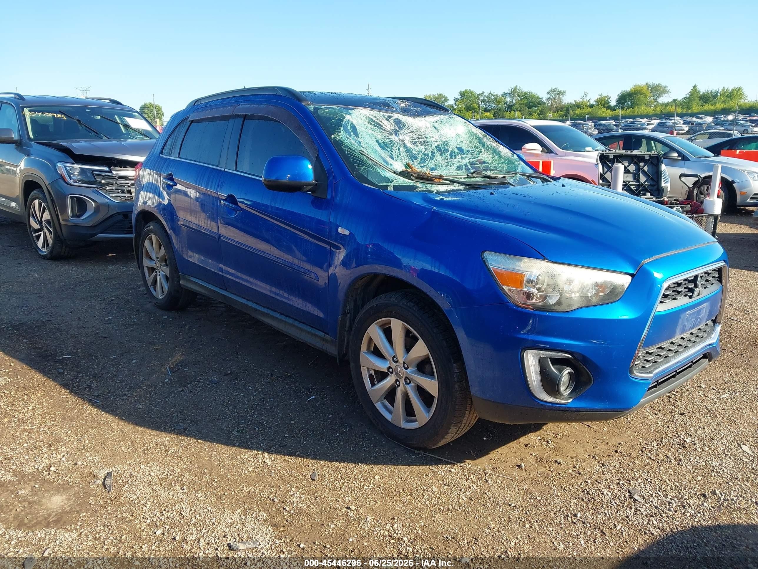 2015 Mitsubishi Outlander SE, VIN 4A4AR4AUXFE014222 — Крыша